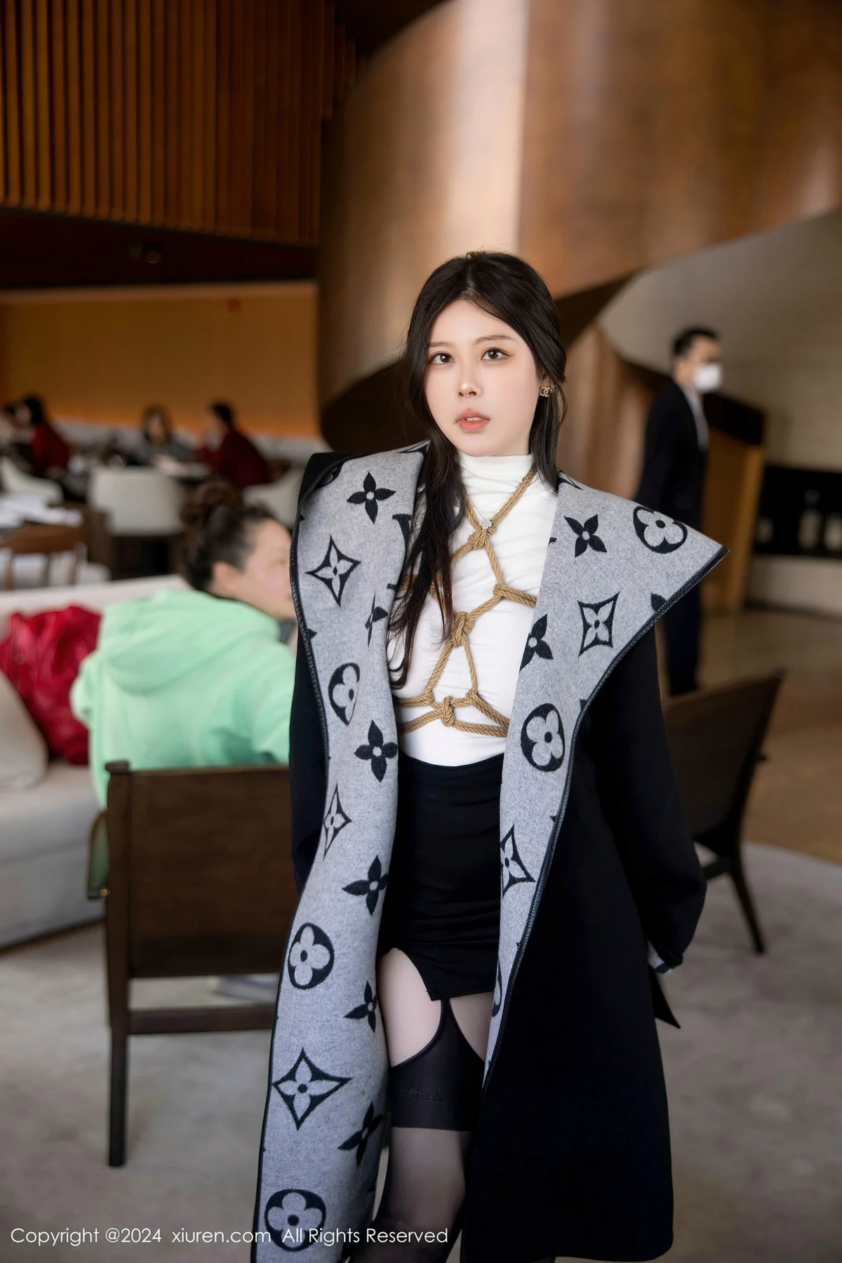 秀人集.com_[XiuRen秀人网]No.8390_模特白茹雪私房捆绑艺白色轻透衣配黑丝吊袜秀丰腴身材诱惑写真90P