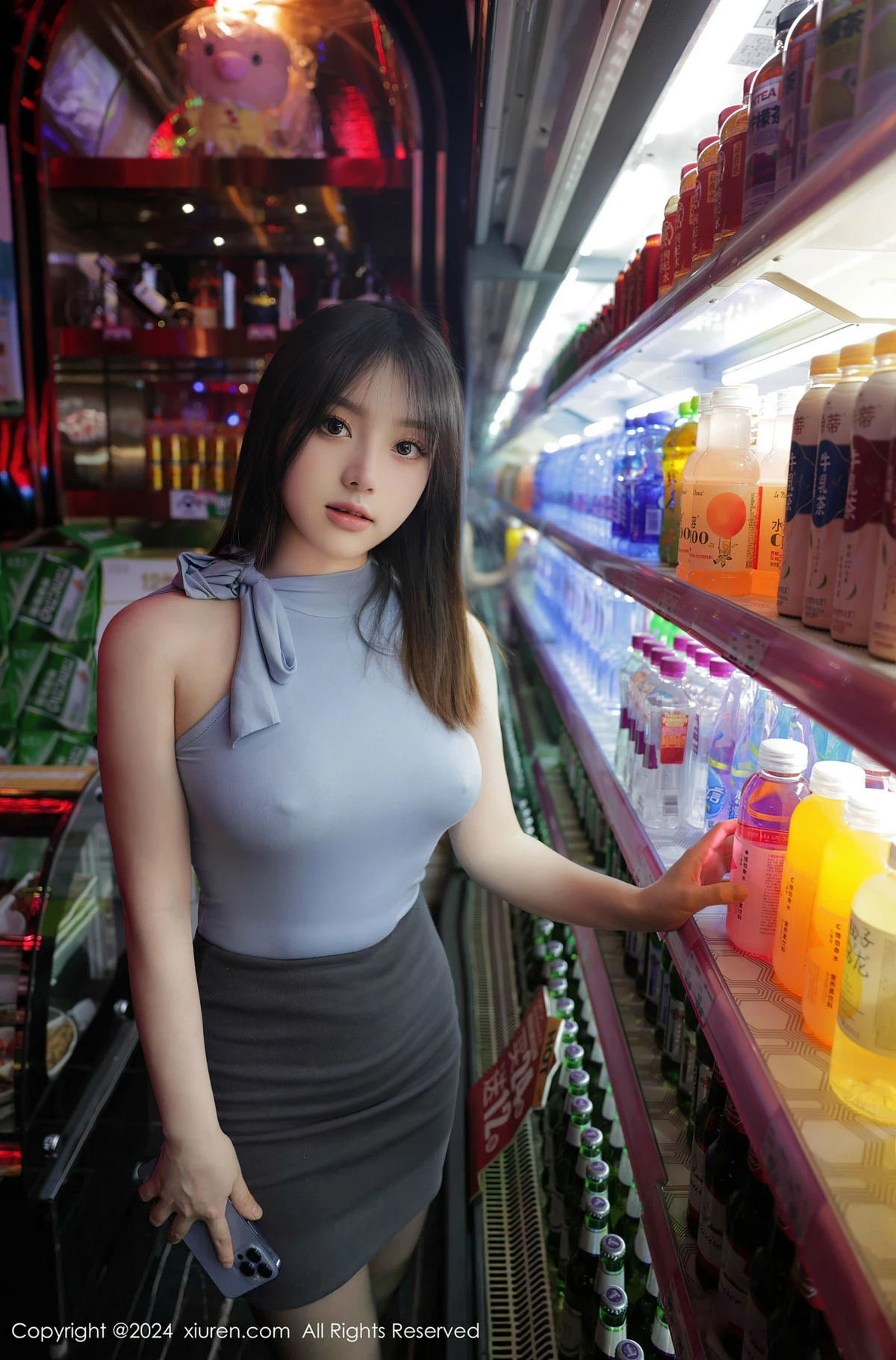 秀人集.com_[XiuRen秀人网]No.8402_模特豆瓣酱KTV场景红色情趣薄纱露性感内衣秀惹火身材诱惑写真73P