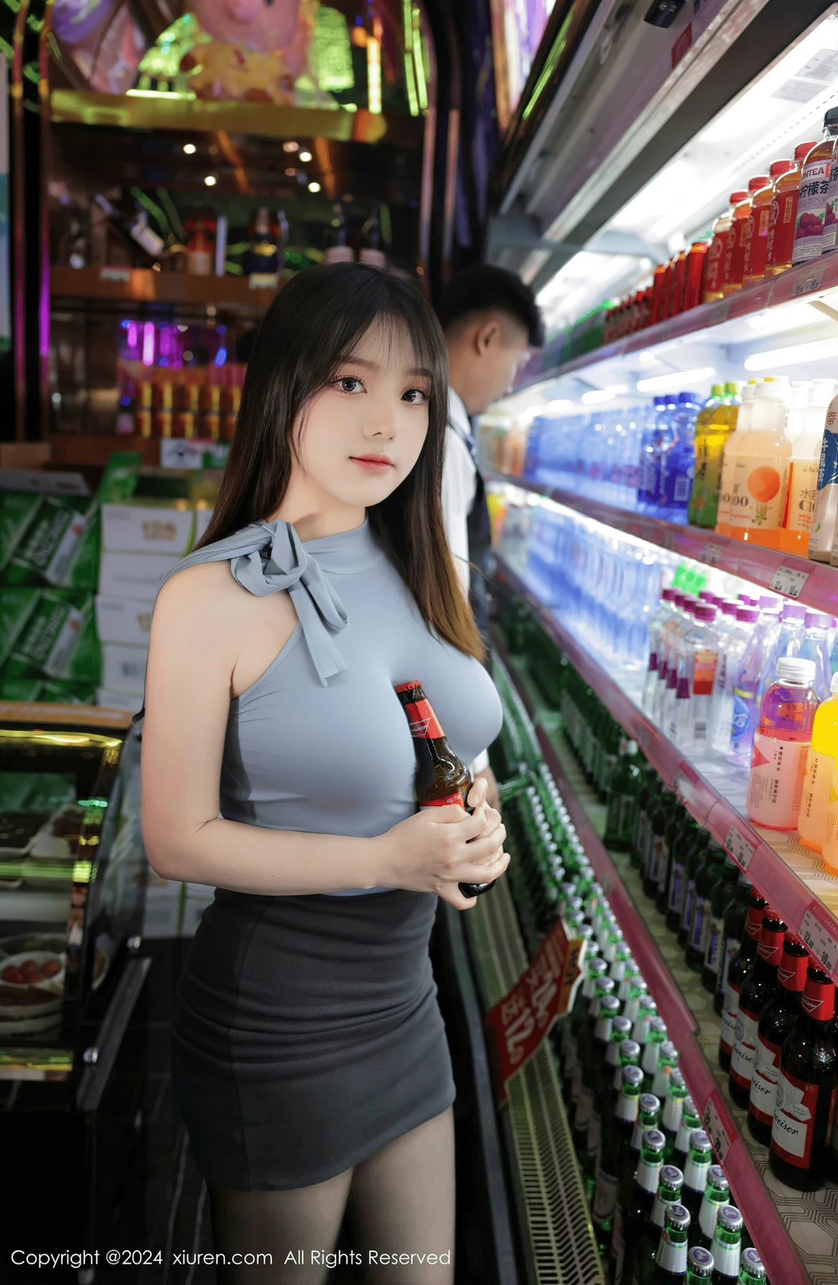 秀人集.com_[XiuRen秀人网]No.8402_模特豆瓣酱KTV场景红色情趣薄纱露性感内衣秀惹火身材诱惑写真73P