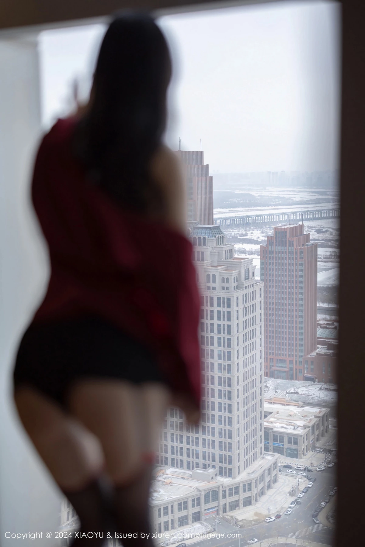 秀人集.com_[XiaoYu画语界]Vol.1222_模特林星阑红上衣配黑短裙露性感黑色内衣配黑丝吊袜魅惑写真88P