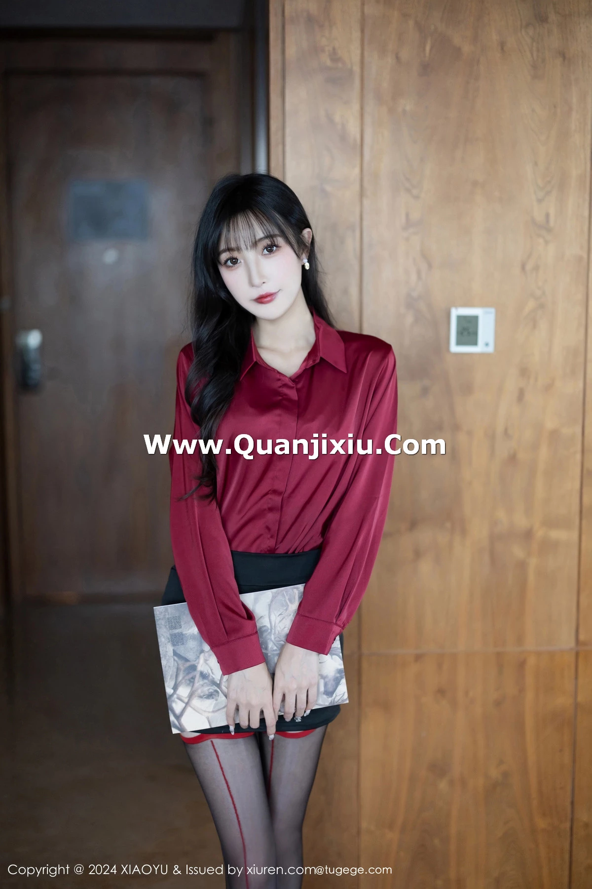 秀人集.com_[XiaoYu画语界]Vol.1222_模特林星阑红上衣配黑短裙露性感黑色内衣配黑丝吊袜魅惑写真88P