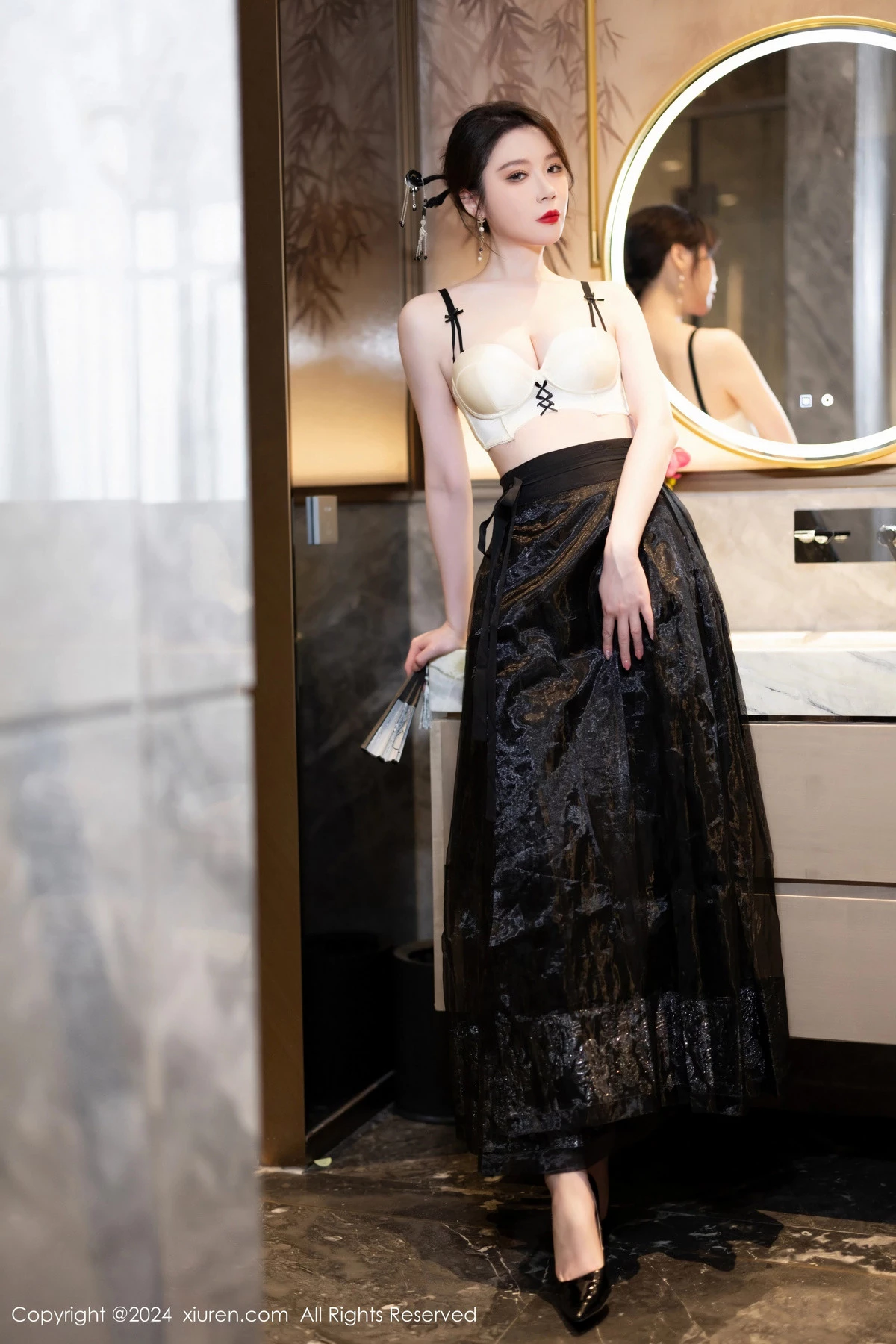 秀人集.com_[XiuRen秀人网]No.8465_模特梦心玥性感黑色长裙露浅黄色内衣秀高挑曼妙身姿诱惑写真82P