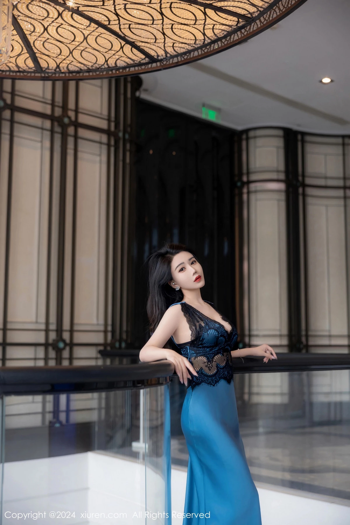 秀人集.com_[XiuRen秀人网]No.8466_模特李若汐性感蓝黑色长裙露黑色情趣内衣秀完美身材诱惑写真81P