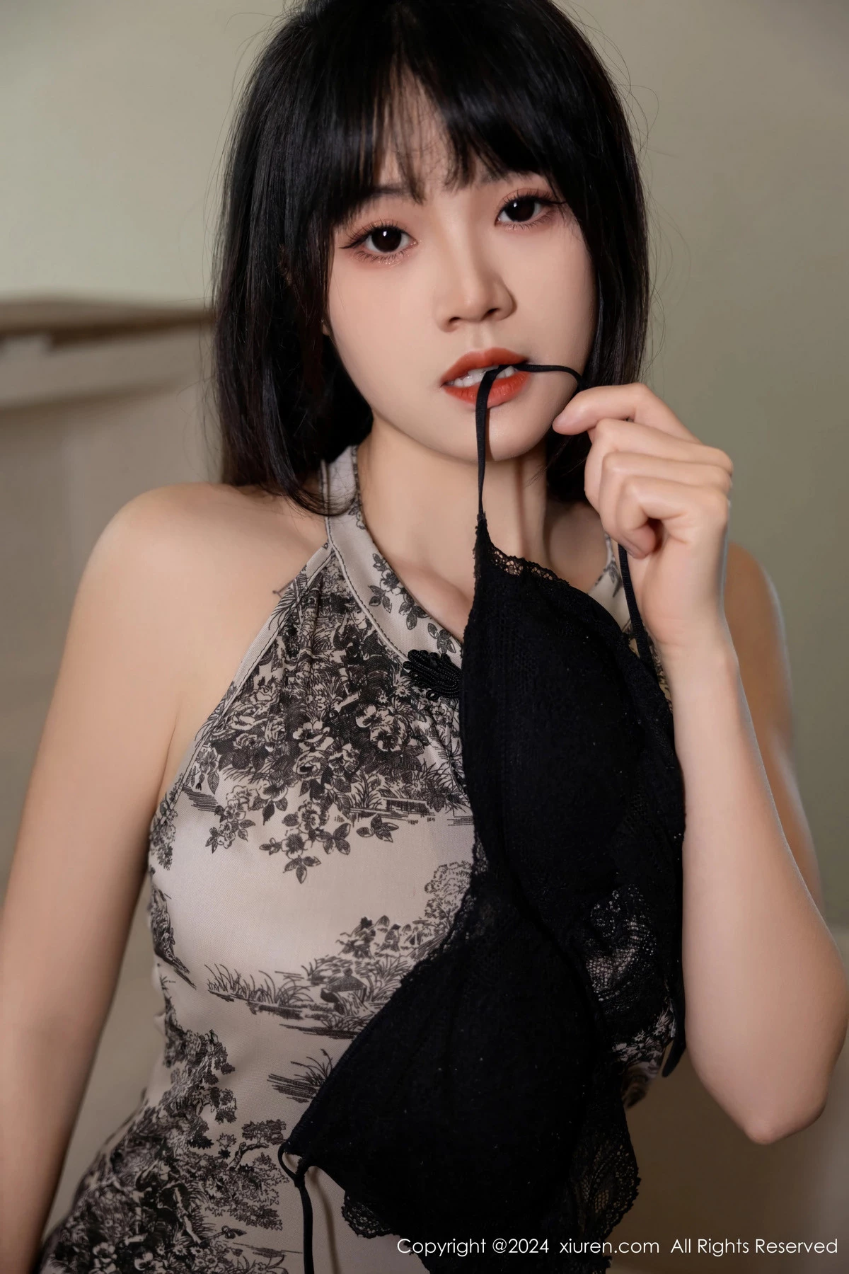 秀人集.com_[XiuRen秀人网]No.8434_模特唐安诺性感带图案连衣短裙露黑色内衣秀曼妙身姿诱惑写真59P