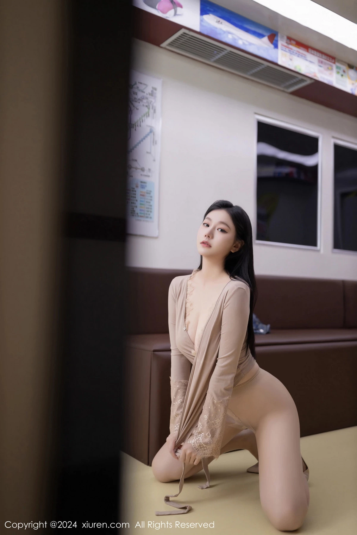 秀人集.com_[XiuRen秀人网]No.8498_模特安然anran杏色上衣配牛仔裤露性感内衣超薄肉丝完美诱惑写真79P