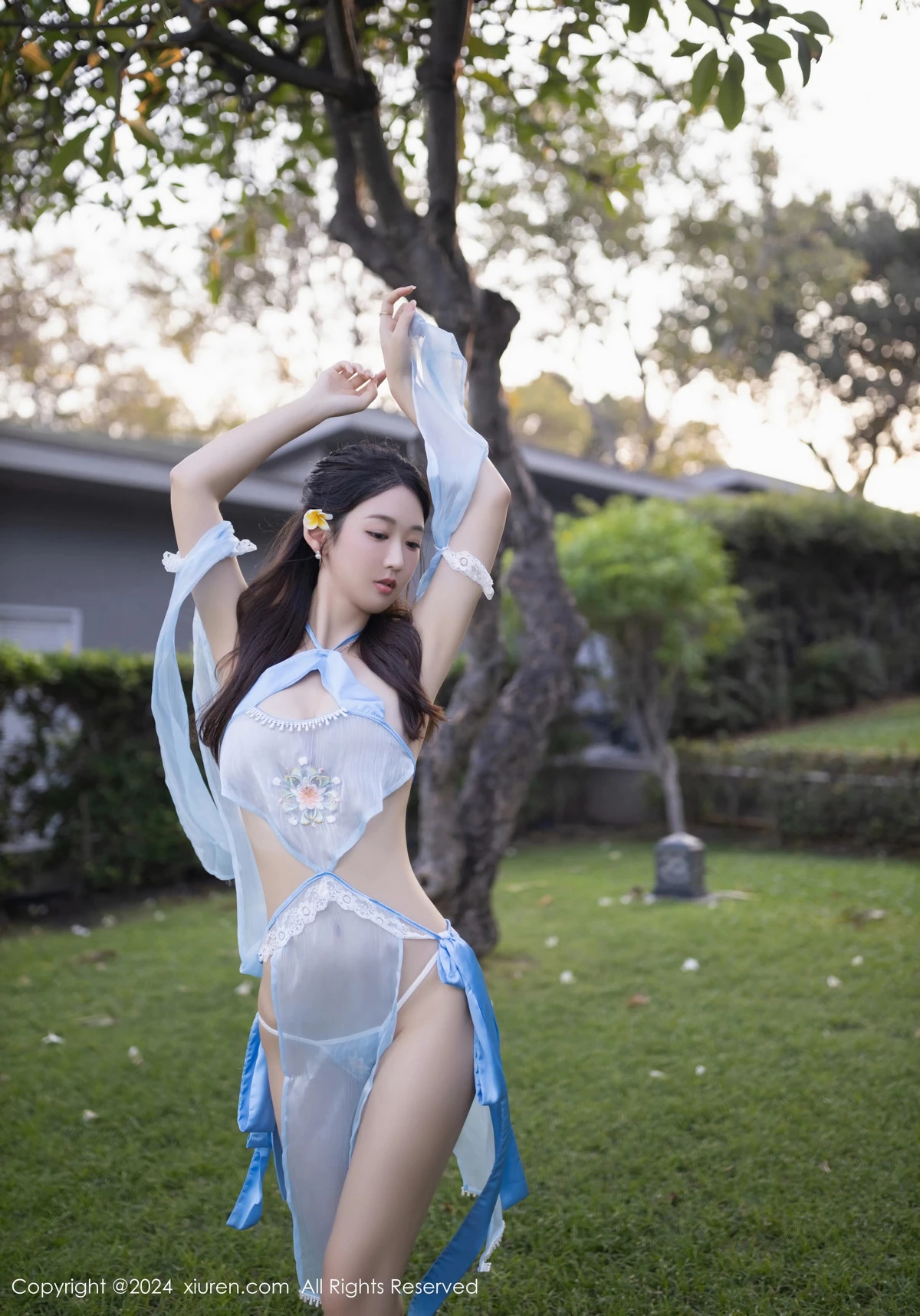 秀人集.com_[XiuRen秀人网]No.8492_模特唐安琪户外泳池性感蓝色古装薄纱服饰秀柔美身段诱惑写真81P