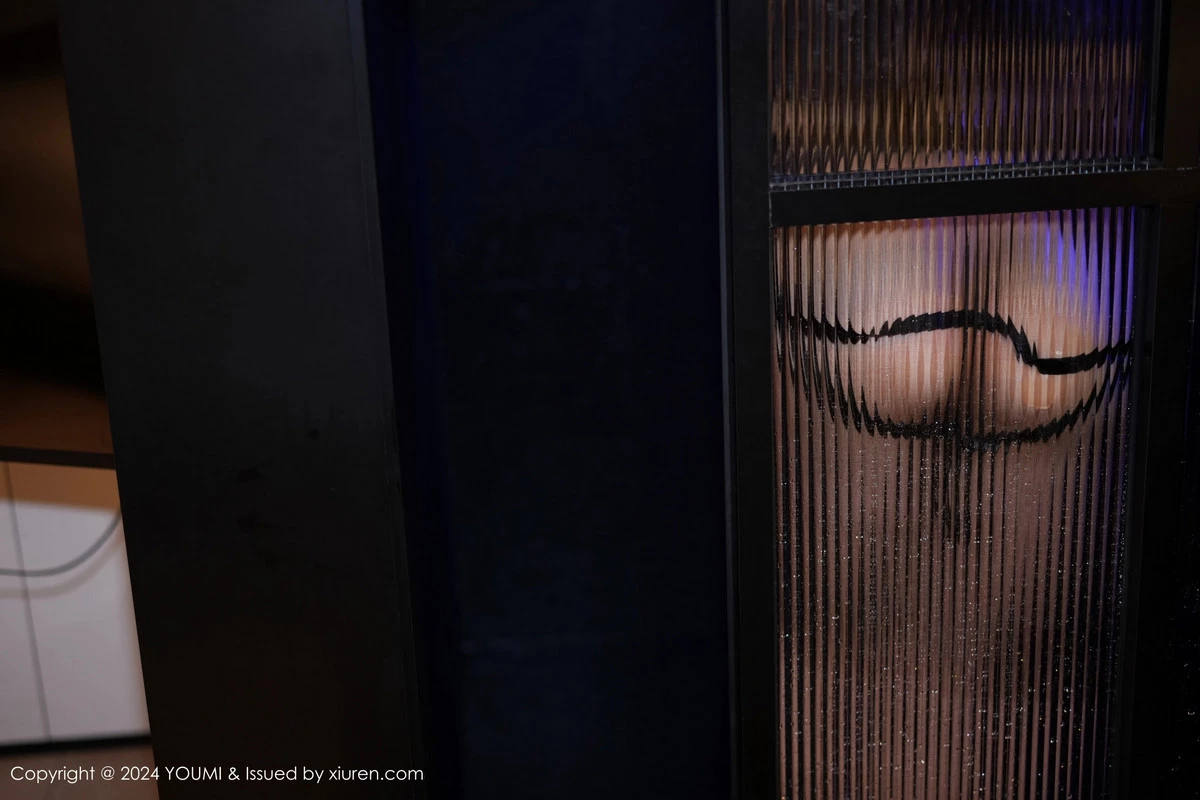 秀人集.com_[YouMi尤蜜荟]Vol.1059_模特心妍小公主浴室场景性感黑色情趣服饰秀凹凸身材诱惑写真72P