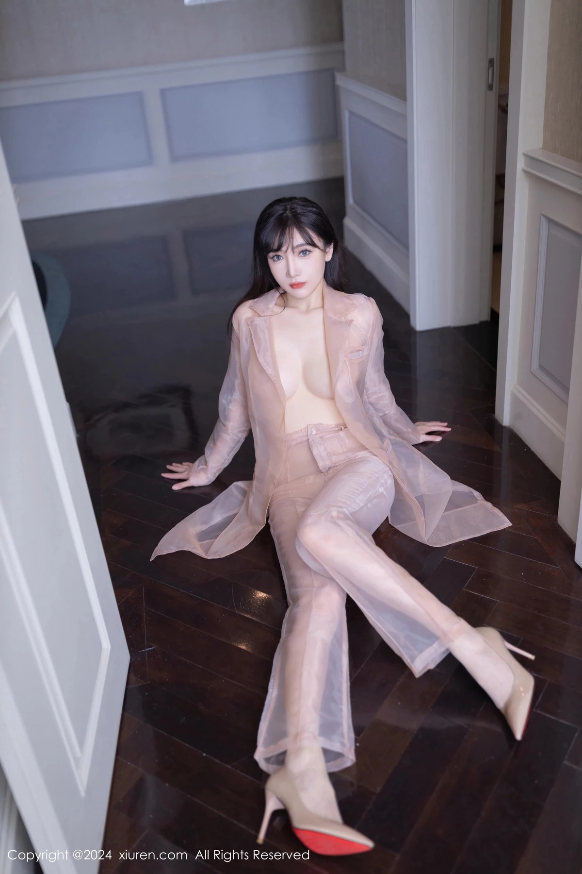 秀人集.com_[XiuRen秀人网]No.8509_模特陆萱萱私房性感浅粉色透视西装半脱秀曼妙身材迷人诱惑写真80P