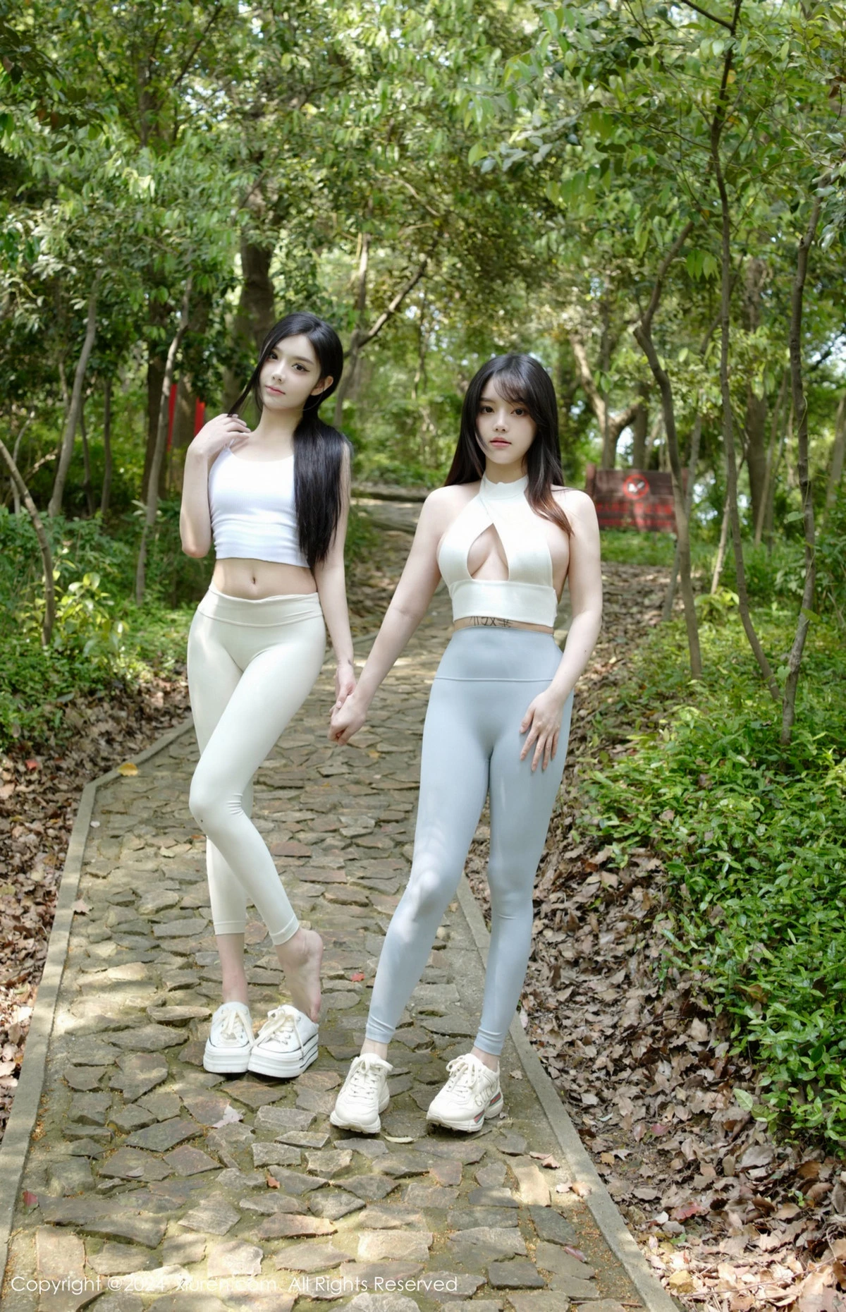 秀人集.com_[XiuRen秀人网]No.8565_模特合集豆瓣酱爬山场景性感瑜伽服饰紧身秀完美身材诱惑写真57P