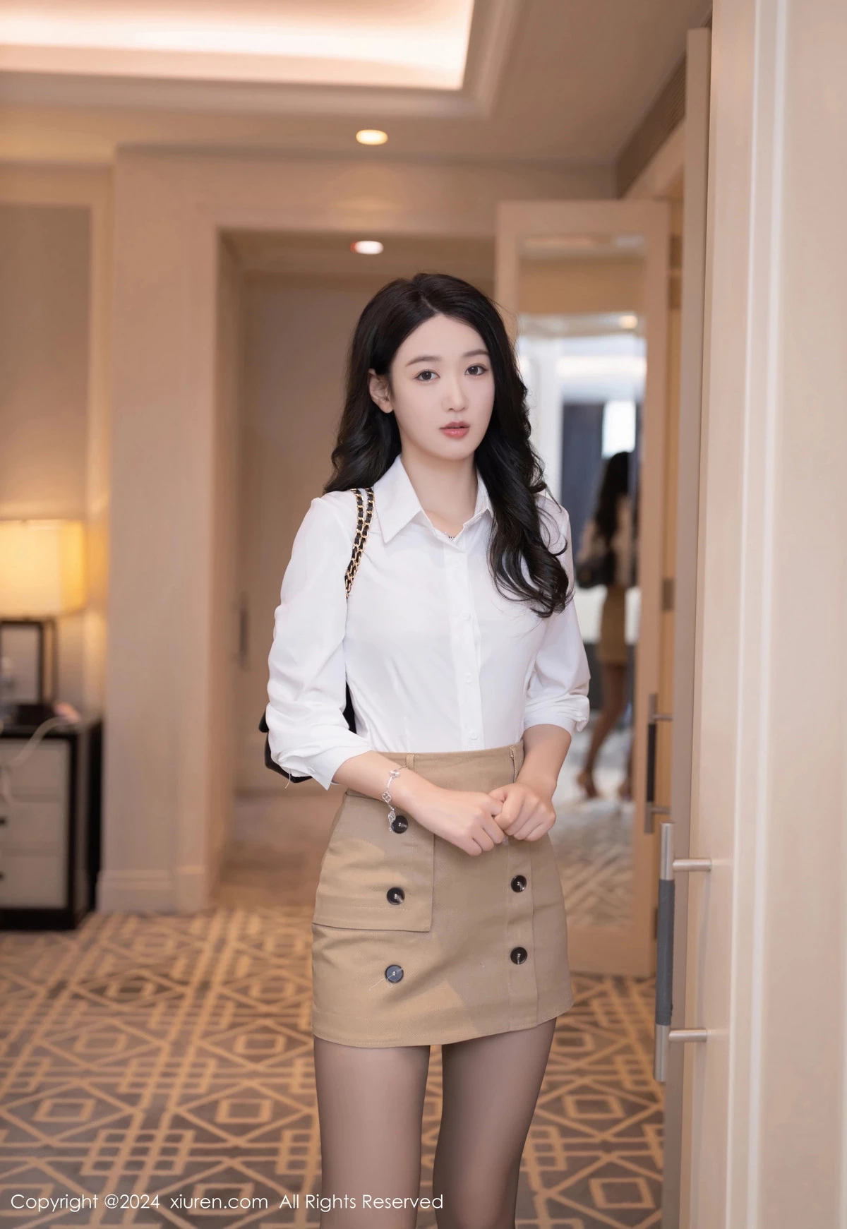 秀人集.com_[XiuRen秀人网]No.8571_模特唐安琪性感白色OL服饰配超薄黑丝秀曼妙身姿迷人诱惑写真80P