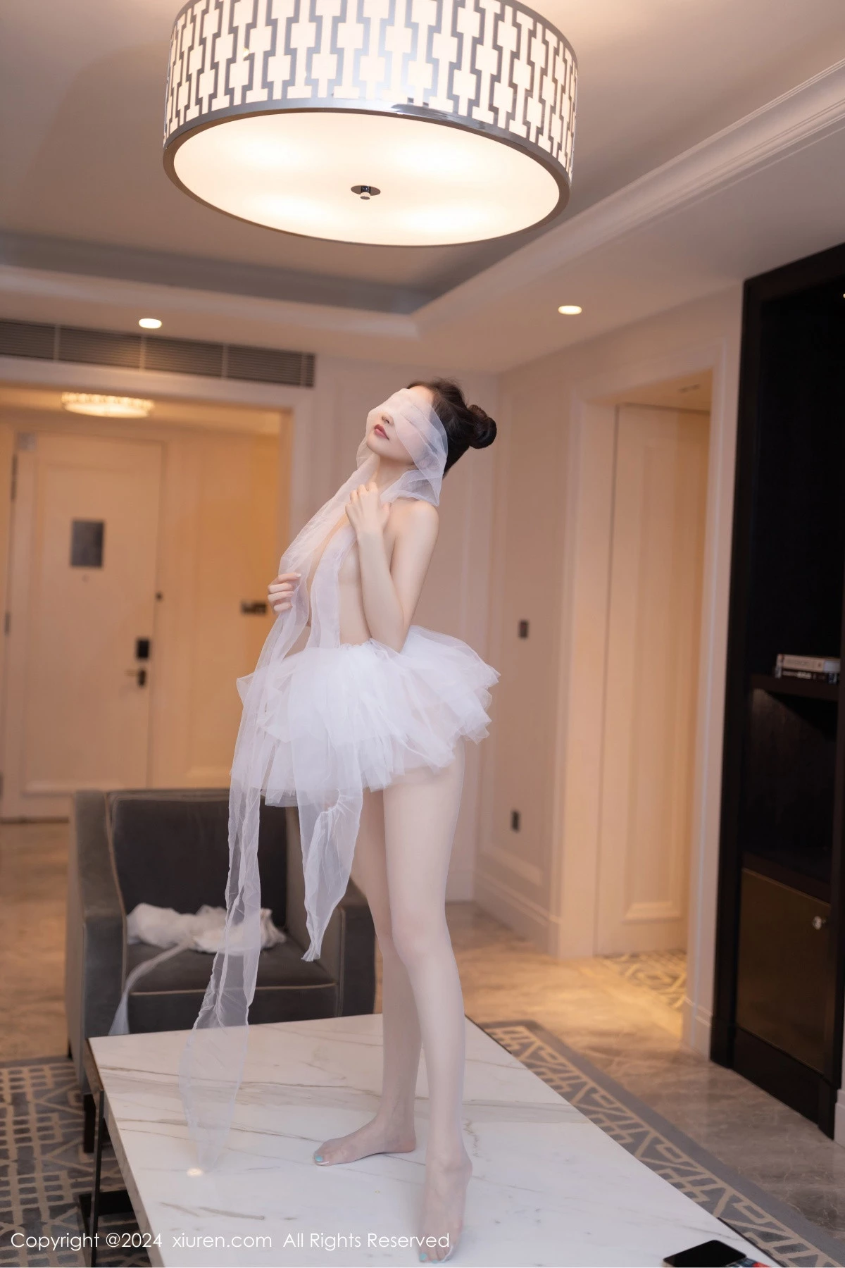 秀人集.com_[XiuRen秀人网]No.8657_模特鱼尾fish私房性感白色芭蕾短裙配白丝袜秀美腿玉足迷人写真80P