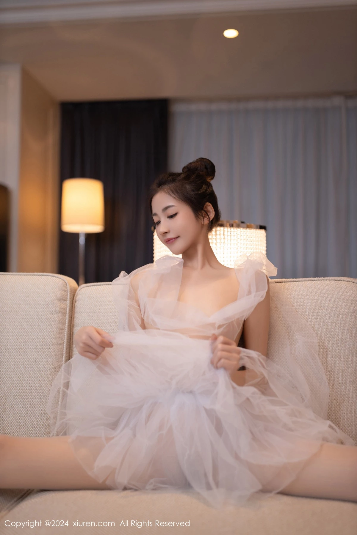 秀人集.com_[XiuRen秀人网]No.8657_模特鱼尾fish私房性感白色芭蕾短裙配白丝袜秀美腿玉足迷人写真80P