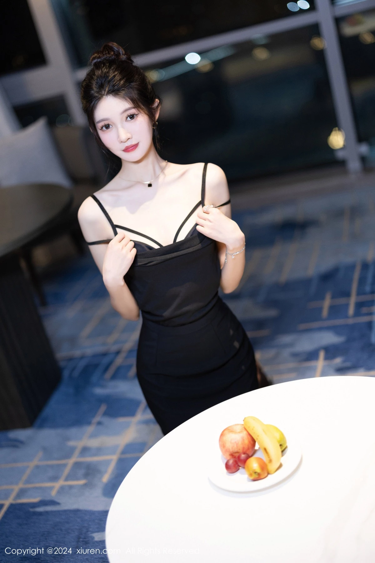 秀人集.com_[XiuRen秀人网]No.8791_模特程程程性感黑色OL服饰露黑色蕾丝内衣配黑丝吊袜诱惑写真101P