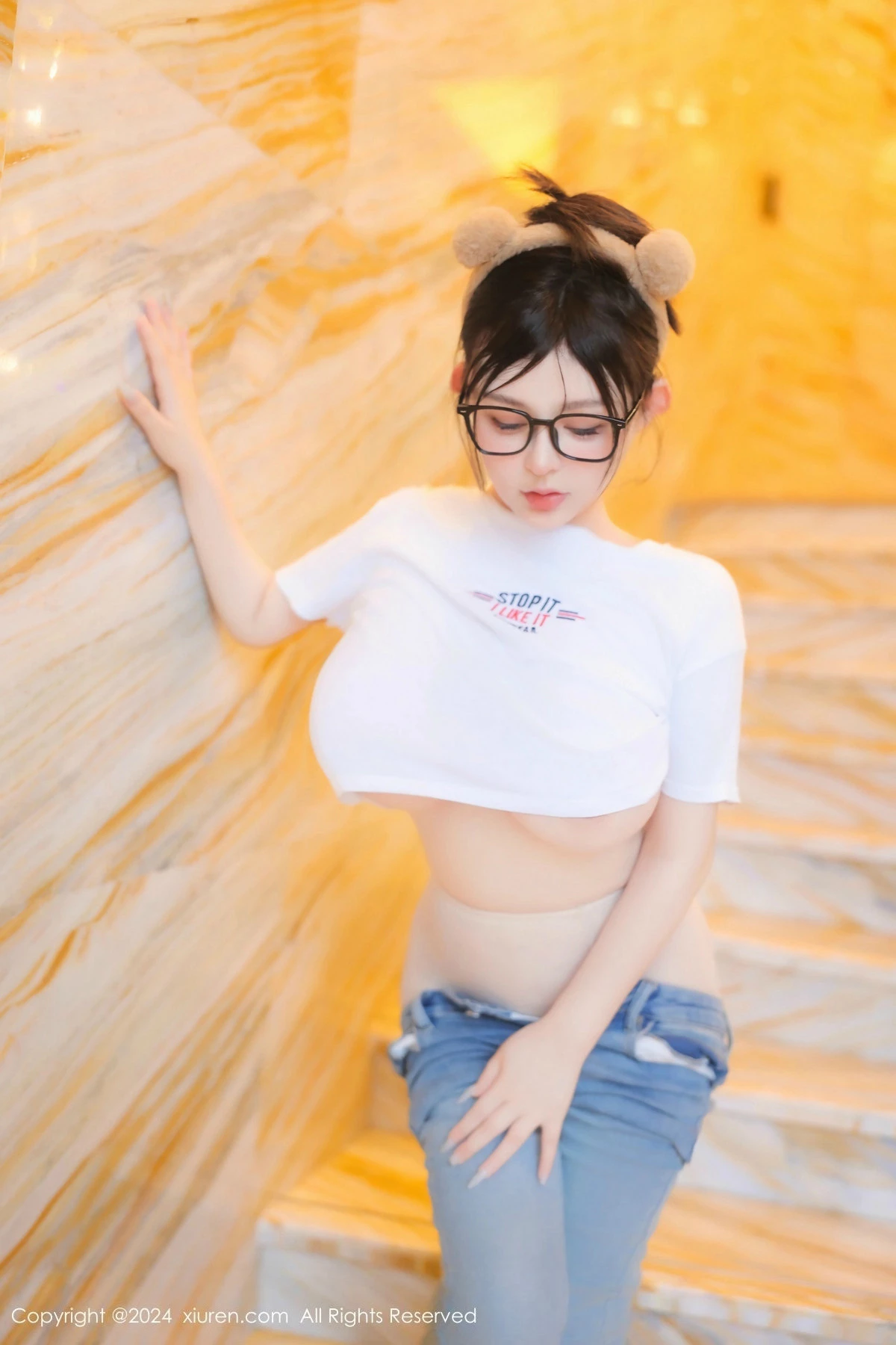 秀人集.com_[XiuRen秀人网]No.8809_模特娜娜子yy性感白T配牛仔裤露超薄肉丝秀丰满身材惹火诱惑写真80P