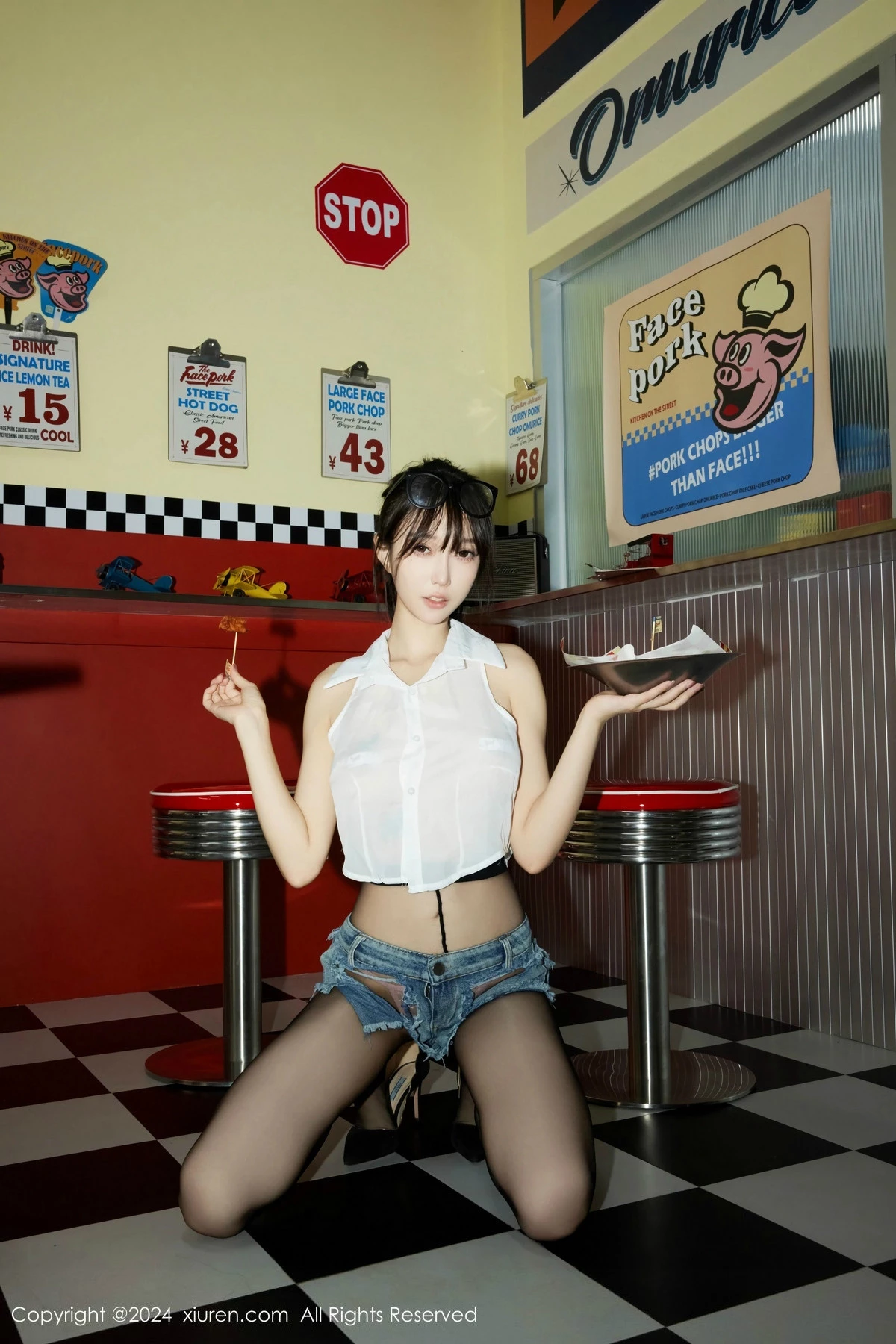 秀人集.com_[XiuRen秀人网]No.8811_模特玥儿玥er性感蓝色超短牛仔裤配超薄黑丝秀曼妙身姿诱惑写真74P