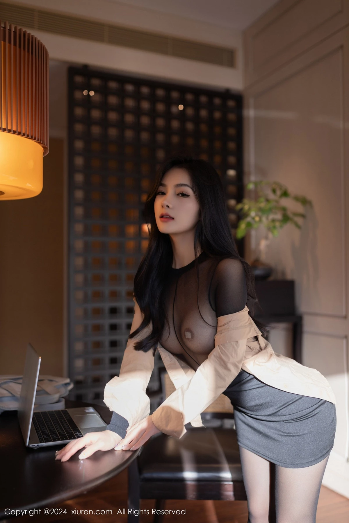 秀人集.com_[XiuRen秀人网]No.8835_模特谭小灵性感OL服饰露超薄连体黑丝秀丰腴惹火身材诱惑写真80P