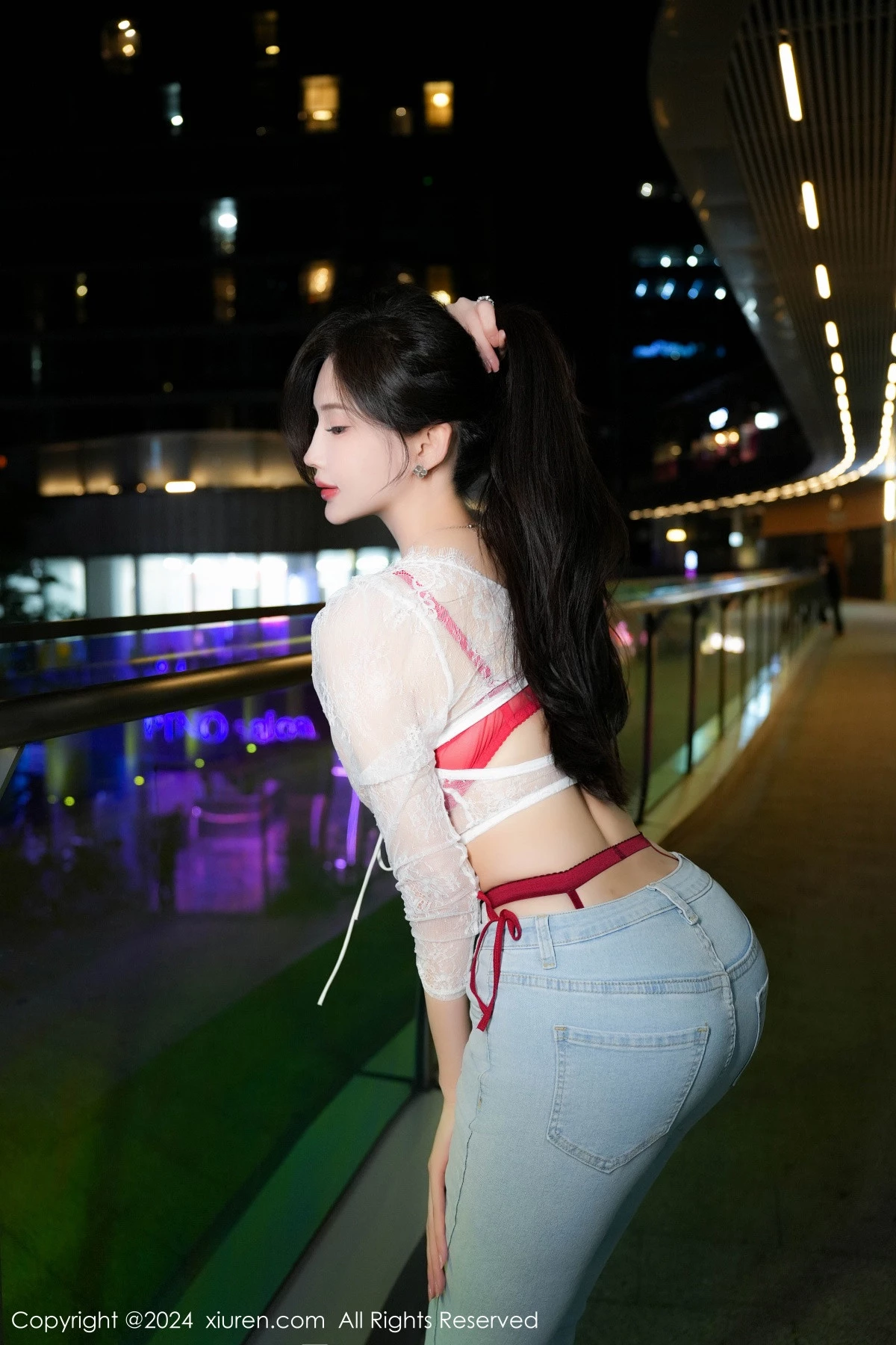 秀人集.com_[XiuRen秀人网]No.8846_女神Carol周妍希X性感红色内衣配黑丝吊袜秀完美身材诱惑写真58P