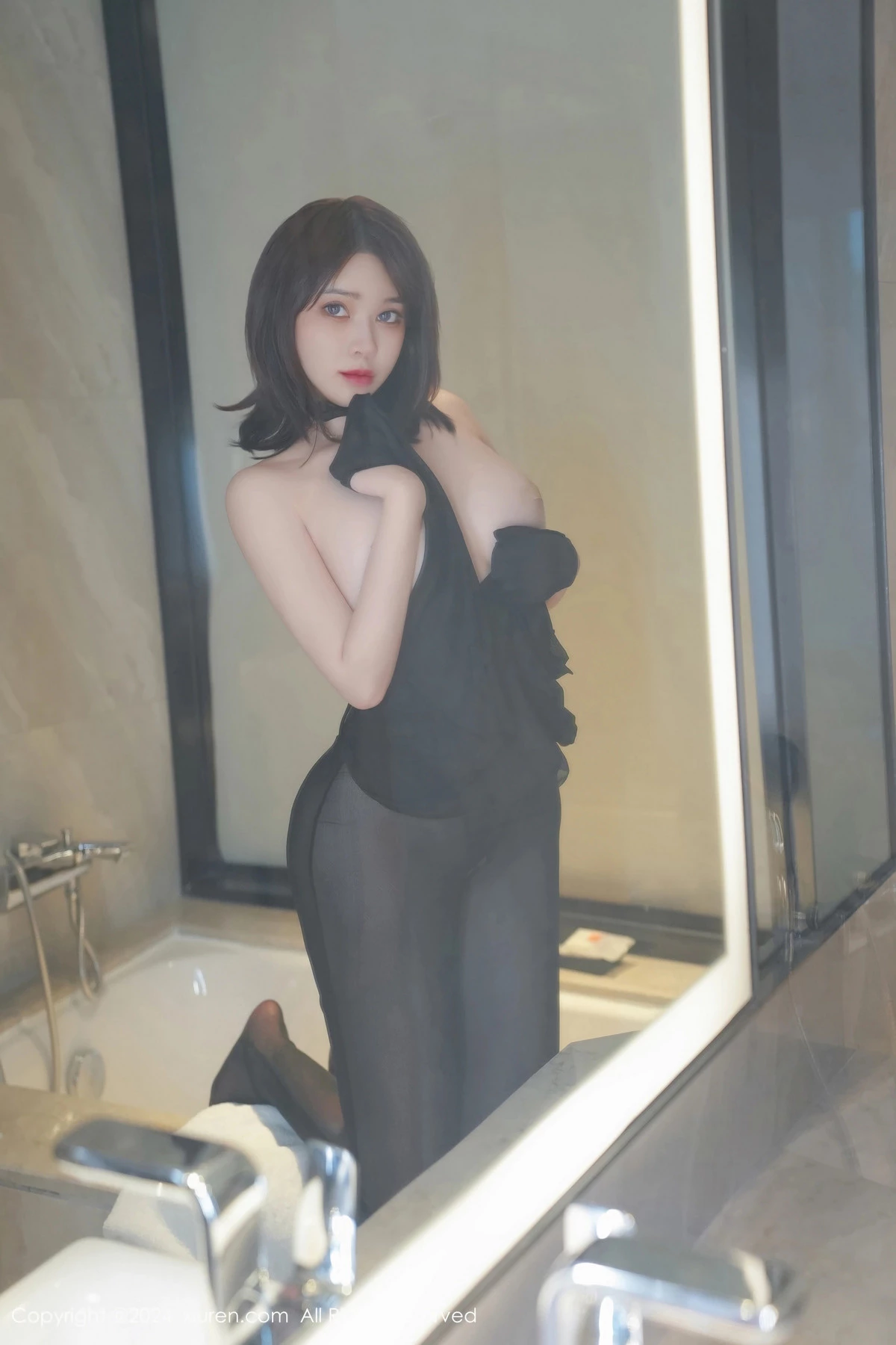 秀人集.com_[XiuRen秀人网]No.8723_模特nana豆酱私房浴室性感黑色轻透连体衣秀火辣身材诱惑写真73P