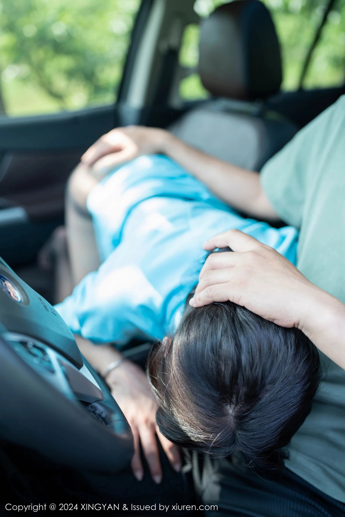 秀人集.com_[XINGYAN星颜社]VOL.244_模特林幼一性感蓝色制服露黑色情趣服饰配超薄黑丝魅惑写真79P