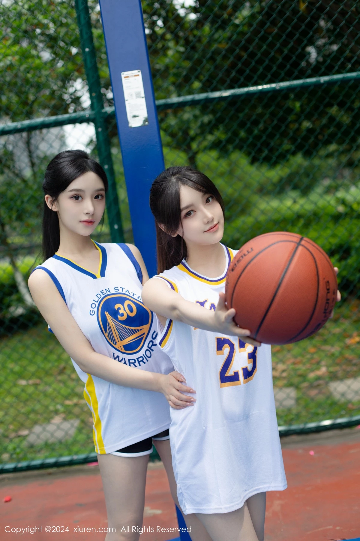 秀人集.com_[XiuRen秀人网]No.8744_模特合集女神豆瓣酱蓝球场景互动性感黑色情趣内衣惹火诱惑写真83P