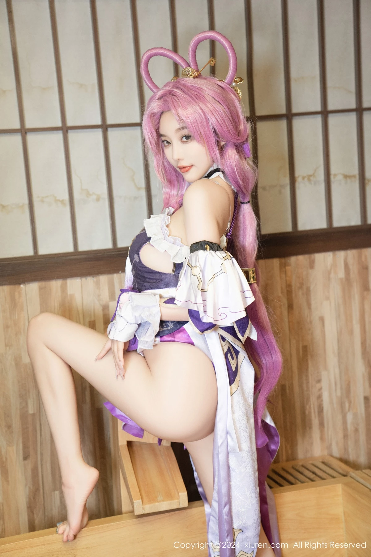 秀人集.com_[XiuRen秀人网]No.8943_女神杨晨晨Yome性感紫色Cosplay服饰配白丝袜秀丰满身材诱惑写真79P