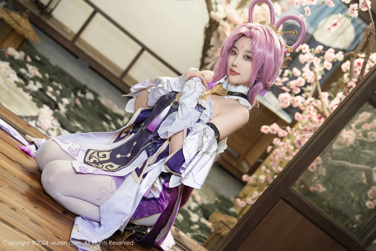 秀人集.com_[XiuRen秀人网]No.8943_女神杨晨晨Yome性感紫色Cosplay服饰配白丝袜秀丰满身材诱惑写真79P