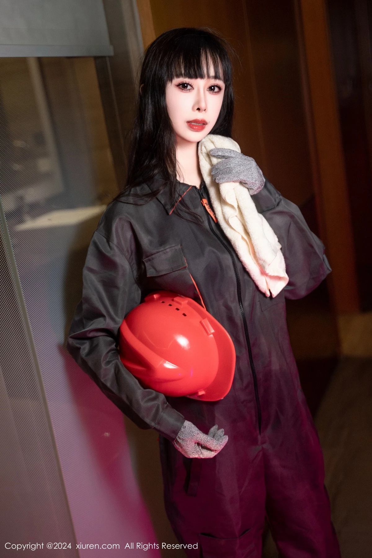 秀人集.com_[XiuRen秀人网]No.8938_模特宝宝甜维修工主题半脱露性感抹胸内衣秀曼妙身姿诱惑写真82P