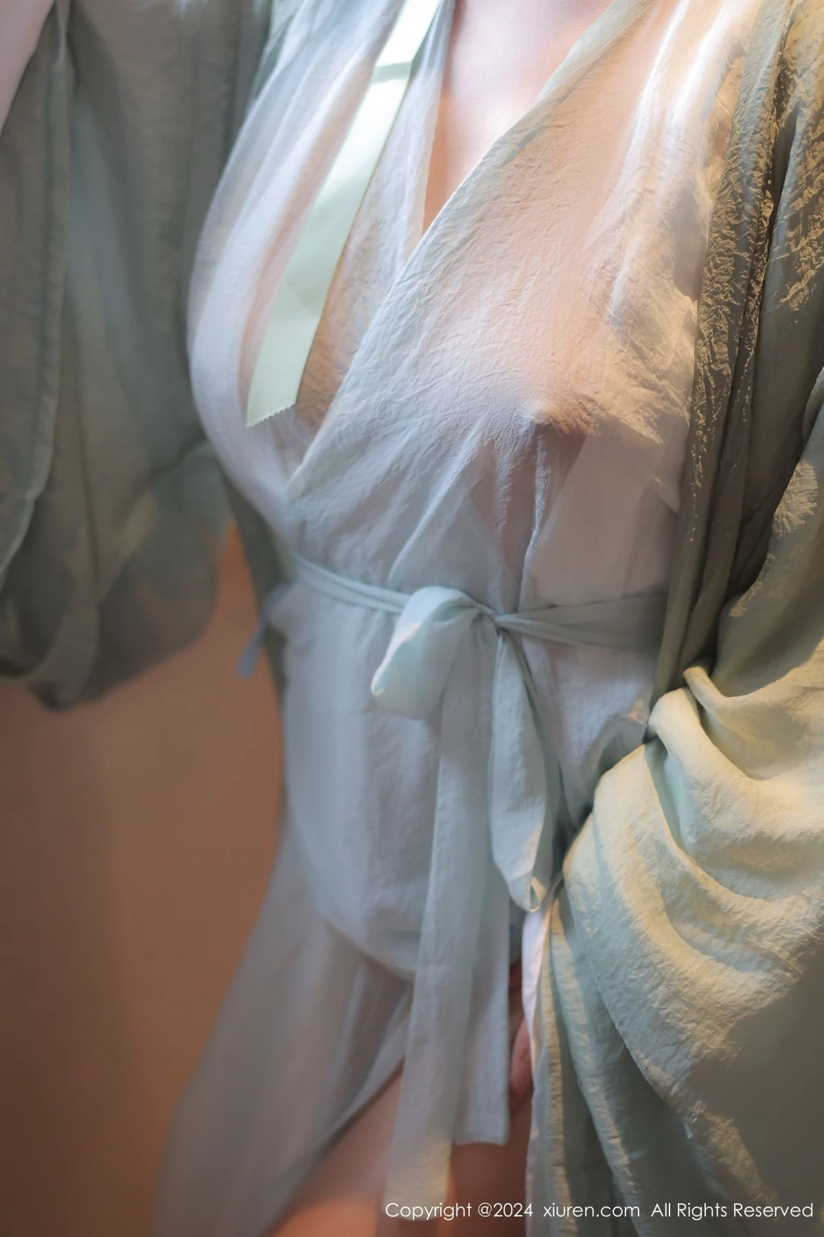 秀人集.com_[XiuRen秀人网]No.8937_模特蛋蛋宝私房性感绿色古装服饰配超薄肉丝秀丰腴身姿诱惑写真83P