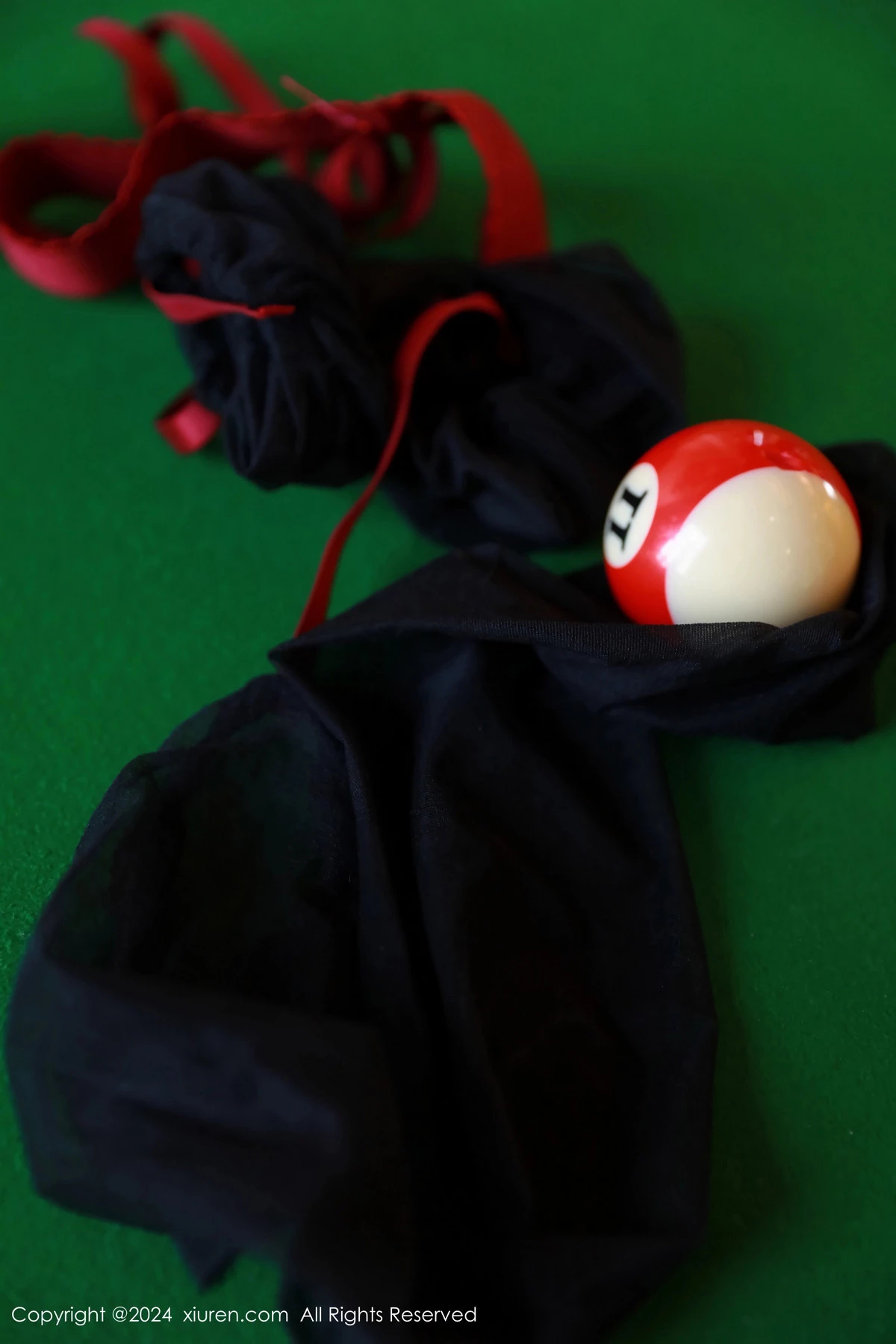 秀人集.com_[XiuRen秀人网]No.8946_模特白茹雪abby台球主题性感蕾丝内衣配黑丝吊袜秀美腿诱惑写真76P