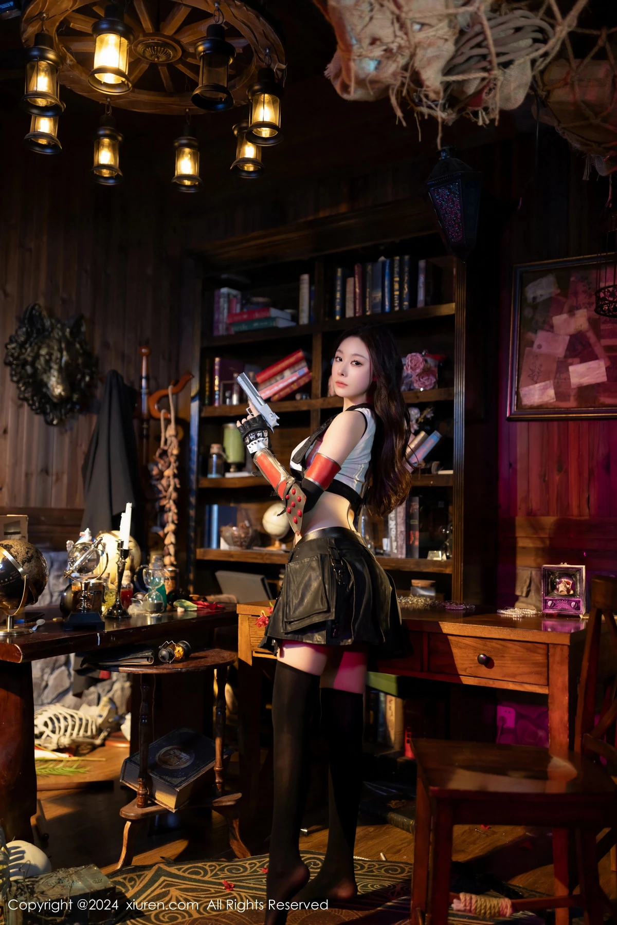 秀人集.com_[XiuRen秀人网]No.8953_模特小逗逗性感黑色短裙露情趣吊带配黑丝袜秀曼妙身姿诱惑写真80P