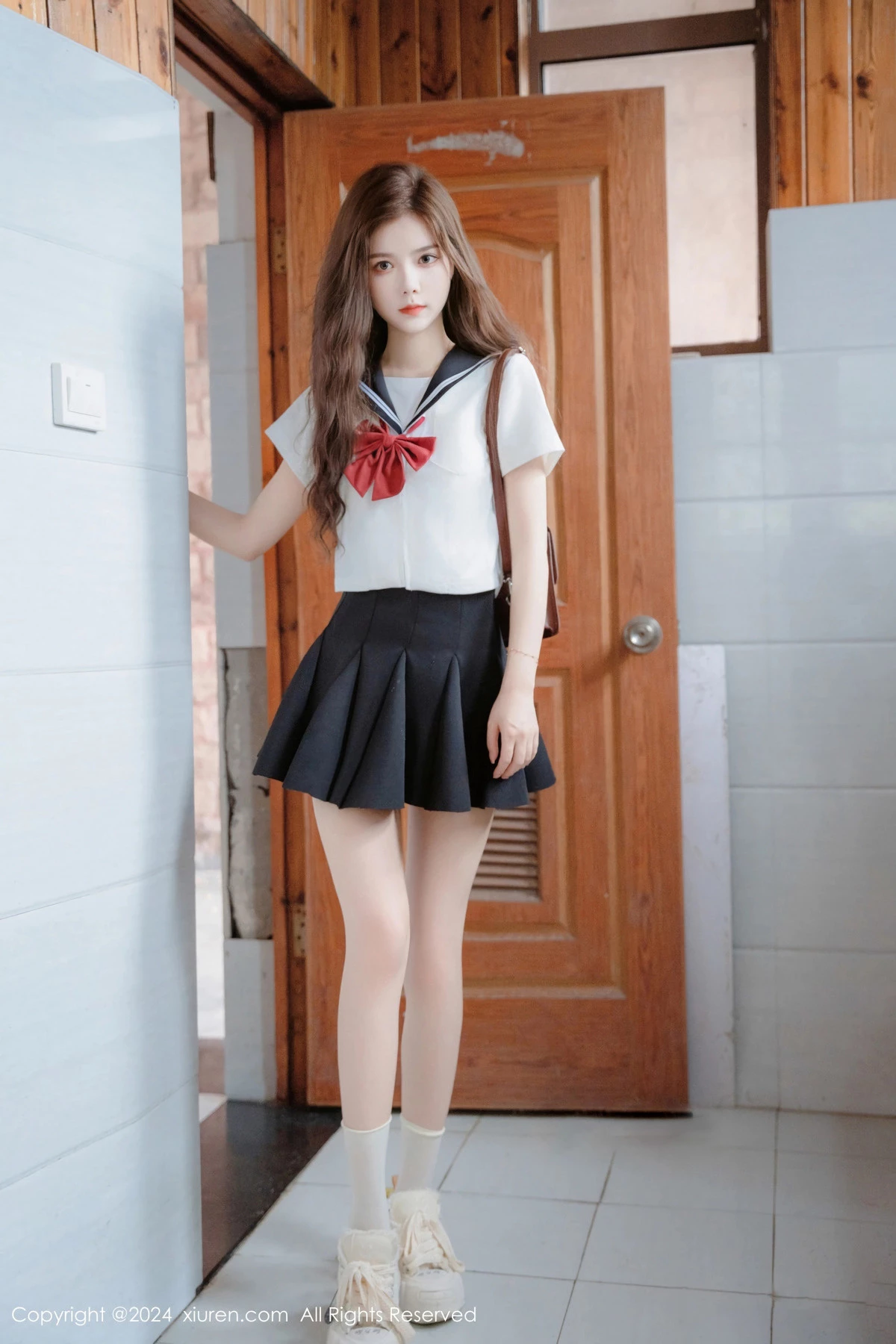 秀人集.com_[XiuRen秀人网]No.8948_新人模特拍黄瓜girl性感JK制服露白色蕾丝内衣秀曼妙身姿诱惑写真81P
