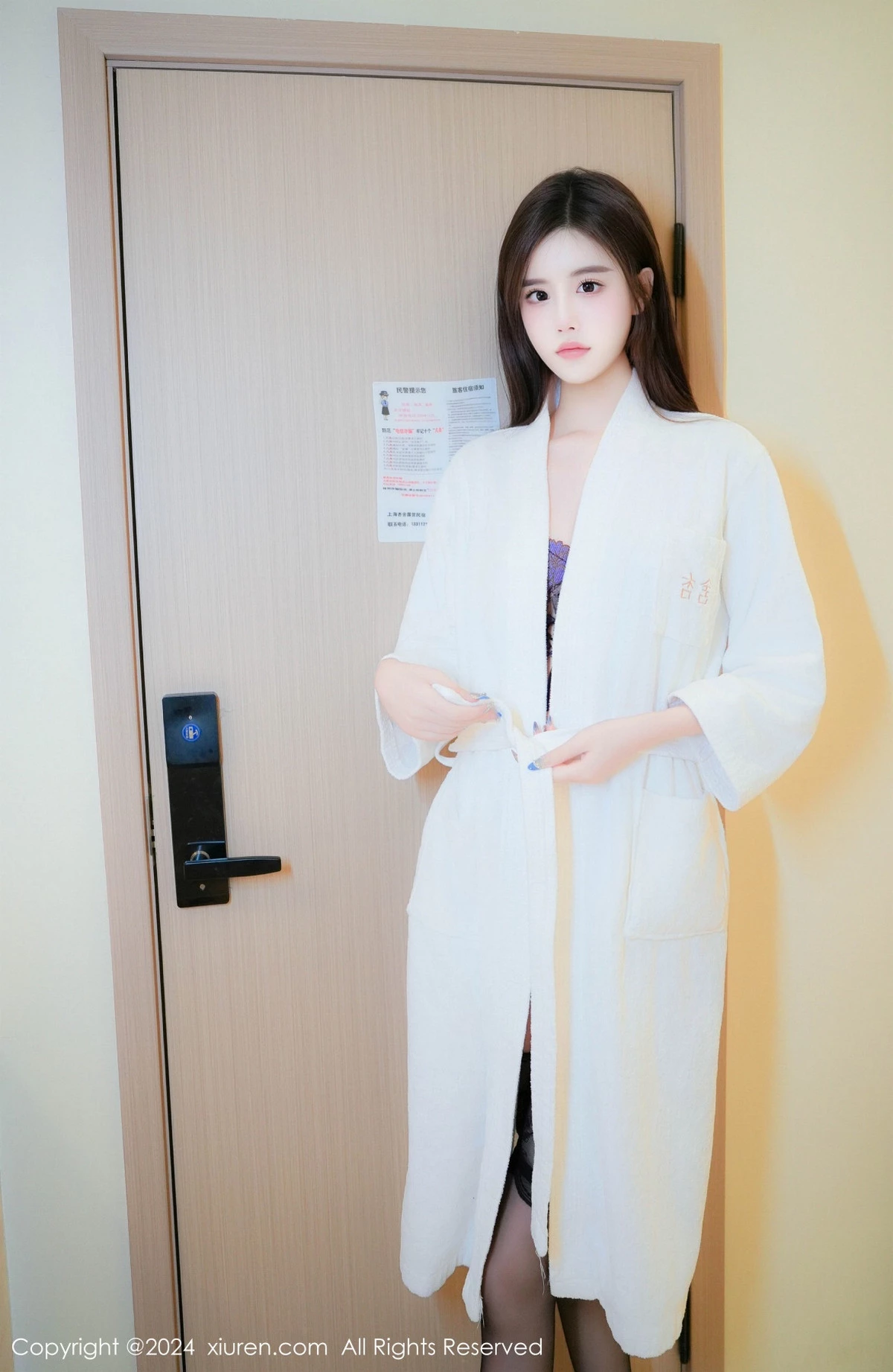 秀人集.com_[XiuRen秀人网]No.8965_模特Erikaki紫色轻透蕾丝情趣内衣配黑丝吊袜秀完美身材诱惑写真80P