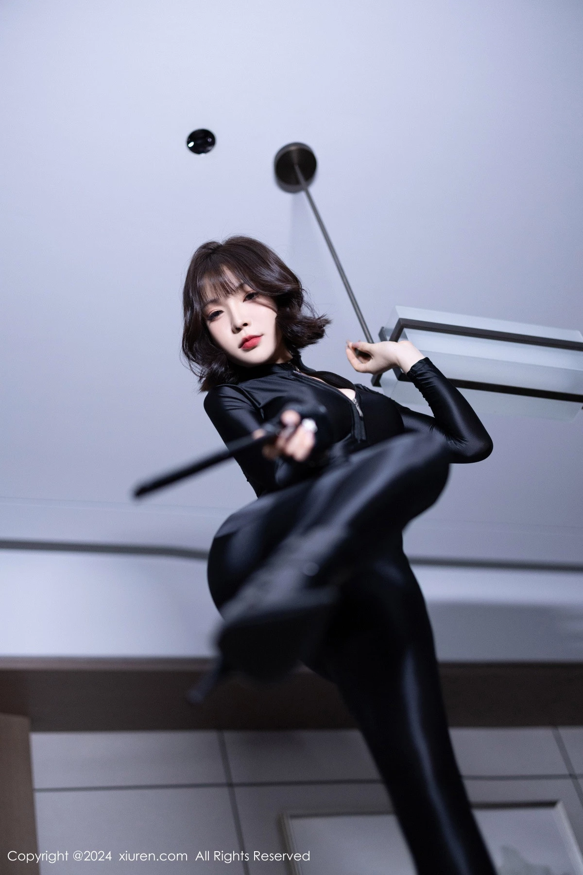 秀人集.com_[XiuRen秀人网]No.8987_女神徐莉芝Booty黑色连体皮衣+红色情趣内衣秀惹火身材诱惑写真93P