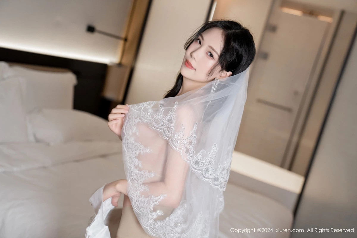 秀人集.com_[XiuRen秀人网]No.8998_模特利世浴室场景性感白色婚纱配超薄肉丝秀完美身材诱惑写真100P