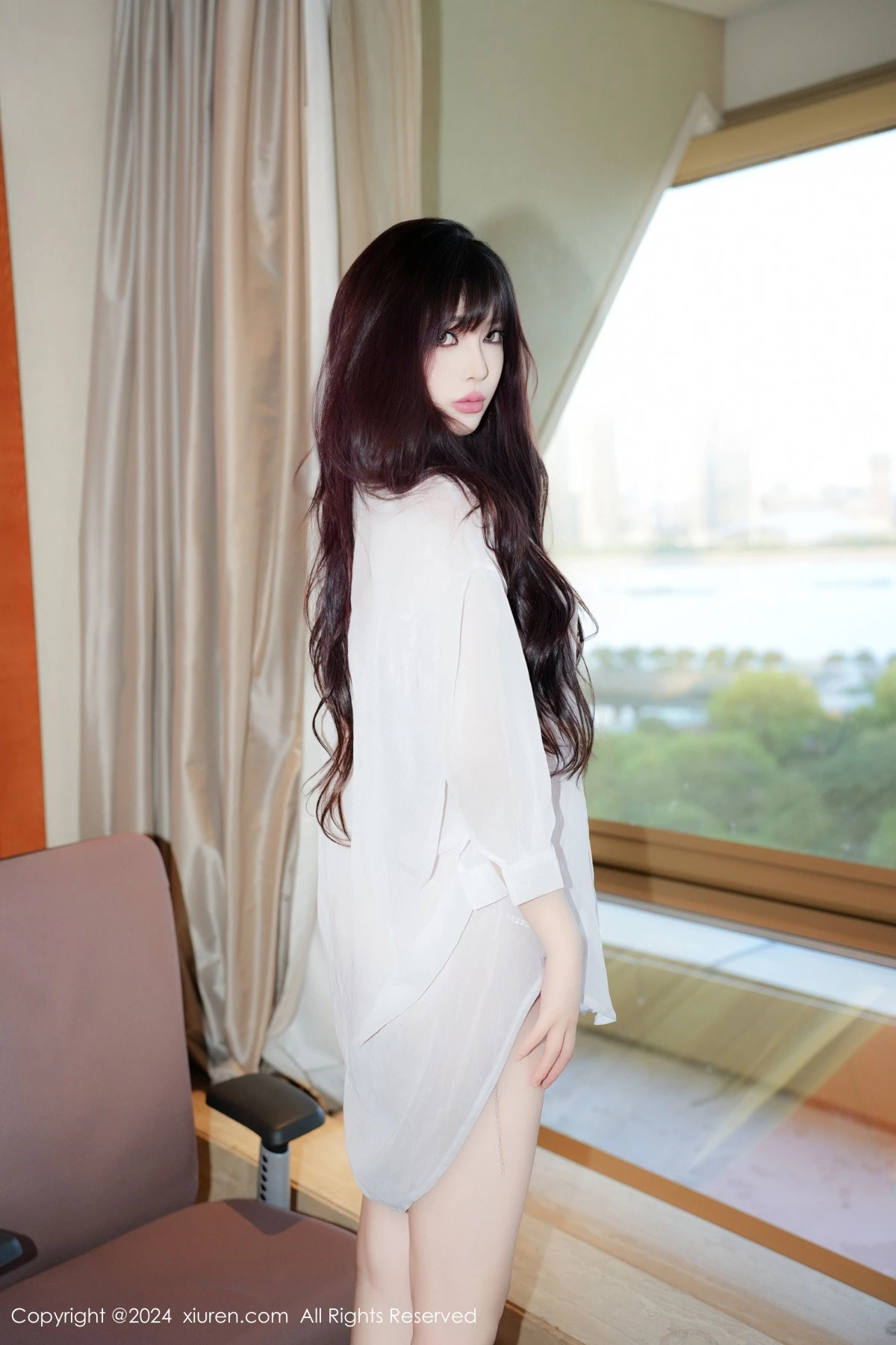 秀人集.com_[XiuRen秀人网]No.9002_模特酒精阿姨性感白色T恤露银色内衣秀曼妙身姿惹火诱惑写真77P