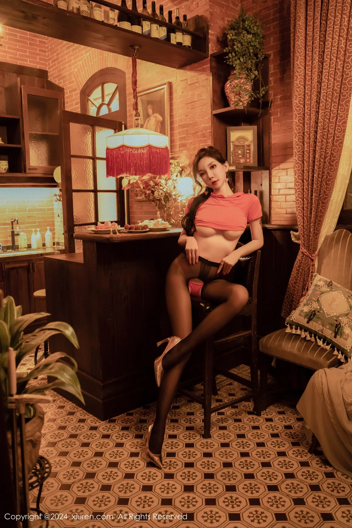 秀人集.com_[XiuRen秀人网]No.9005_模特陈怡曼私房性感红色布兜配开档黑丝秀丰满身材诱惑撩人写真91P