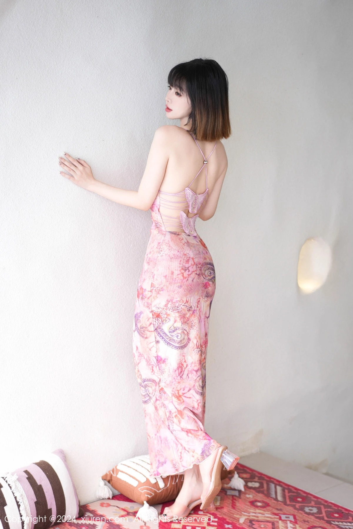 秀人集.com_[XiuRen秀人网]No.9025_女神王雨纯性感粉色吊带长裙低胸秀曼妙身姿迷人诱惑写真71P