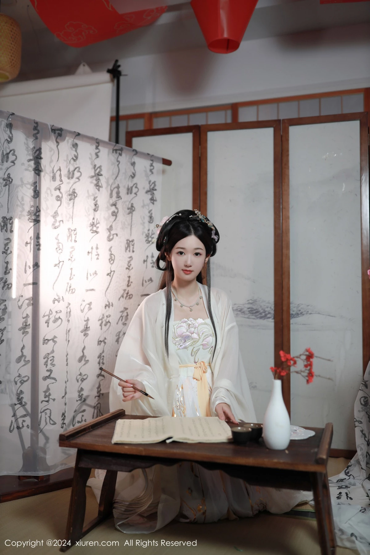 秀人集.com_[XiuRen秀人网]No.8898_模特唐安琪性感浅色古装服饰配超薄无内肉丝秀曼妙身姿诱惑写真81P