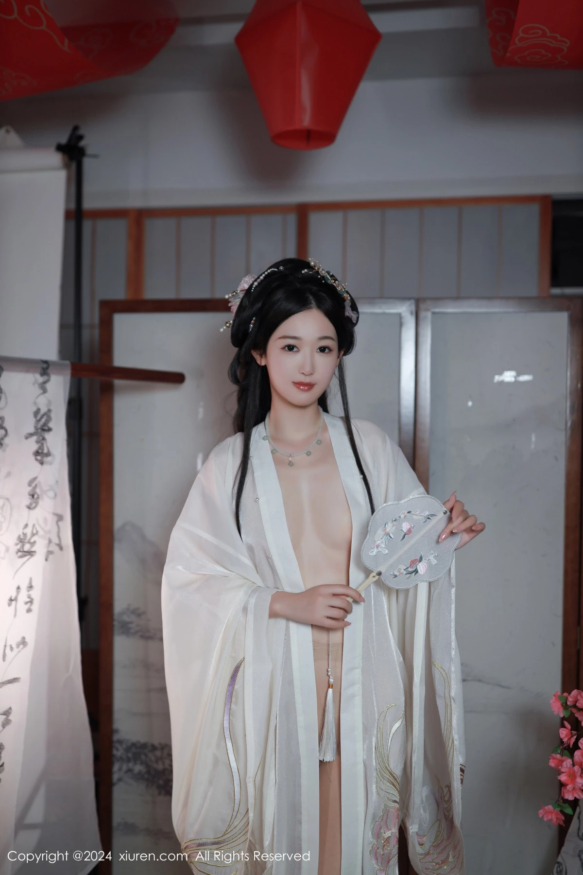 秀人集.com_[XiuRen秀人网]No.8898_模特唐安琪性感浅色古装服饰配超薄无内肉丝秀曼妙身姿诱惑写真81P