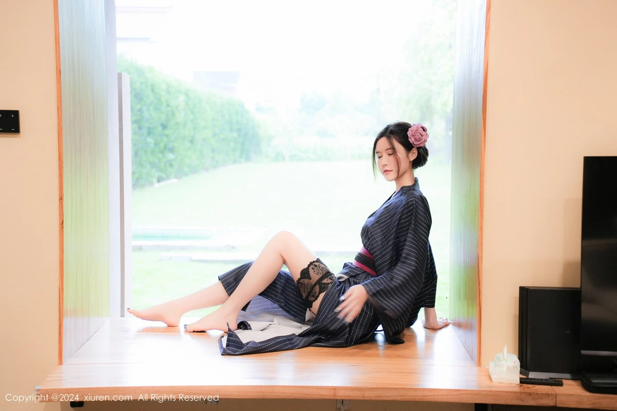 秀人集.com_[XiuRen秀人网]No.8928_模特Erikaki户外枷锁主题性感黑色情趣内衣秀白嫩美腿诱惑写真79P