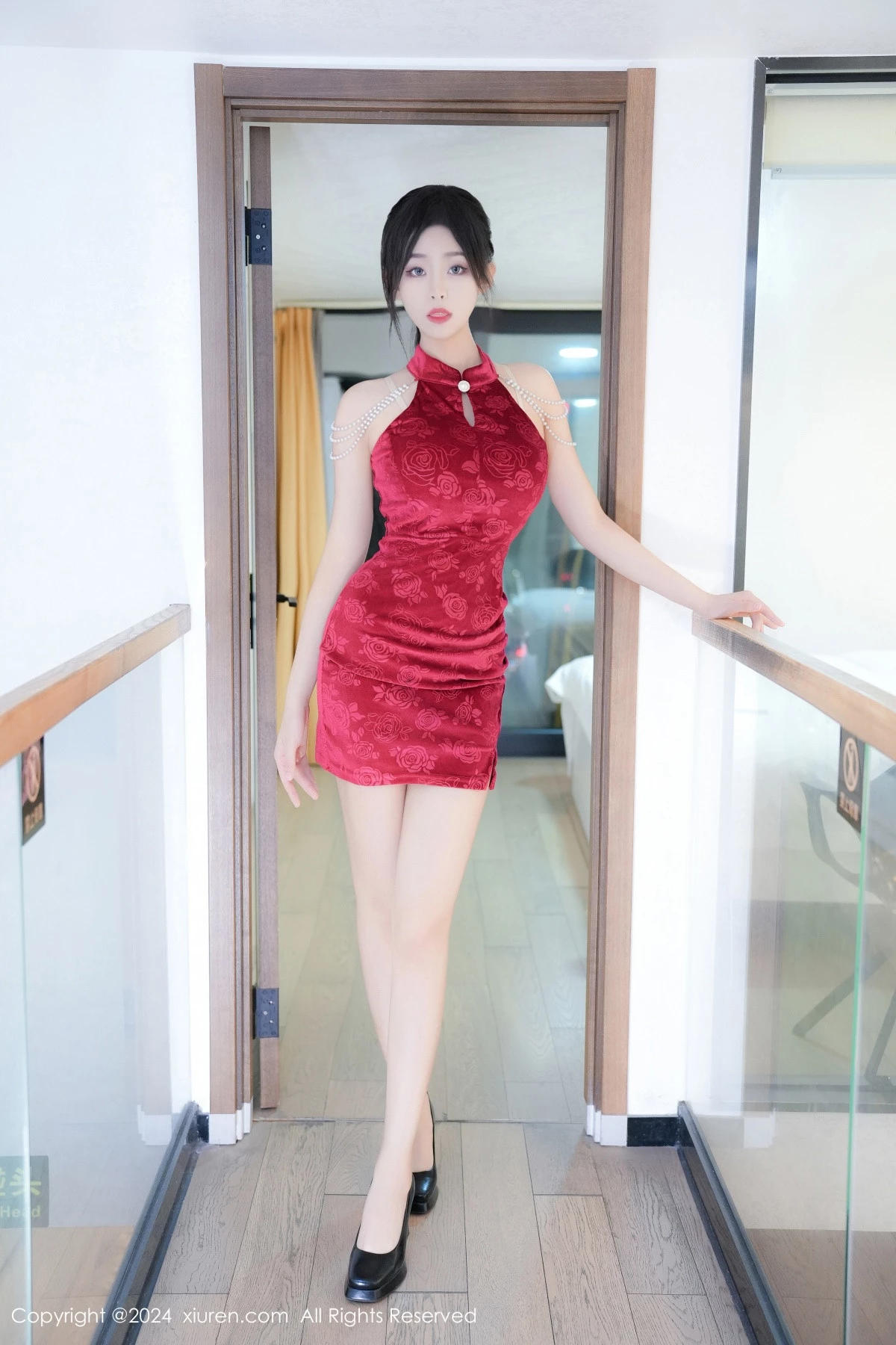 秀人集.com_[XiuRen秀人网]No.9078_模特董林越性感红色短裙露肉色蕾丝情趣内衣秀丰腴身材诱惑写真69P