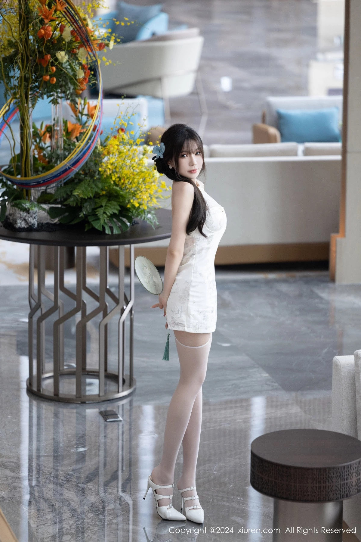 秀人集.com_[XiuRen秀人网]No.9101_女神徐莉芝Booty白色连衣裙露白色蕾丝内衣配白丝吊袜诱惑写真90P