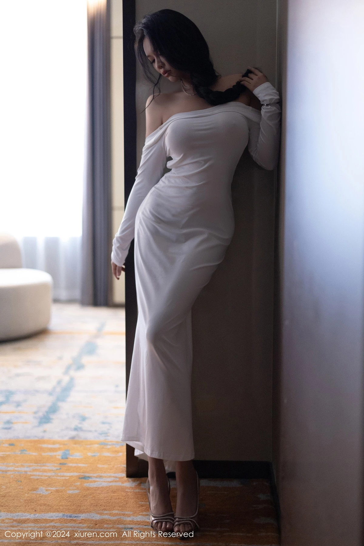 秀人集.com_[XiuRen秀人网]No.9115_模特娜比性感白色连衣裙+黑色蕾丝情趣内衣秀凹凸身材诱惑写真81P