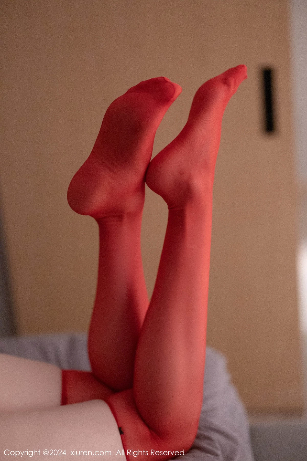 秀人集.com_[XiuRen秀人网]No.9035_模特梦心玥私房黑色服饰露性感红色比基尼秀曼妙身姿诱惑写真90P