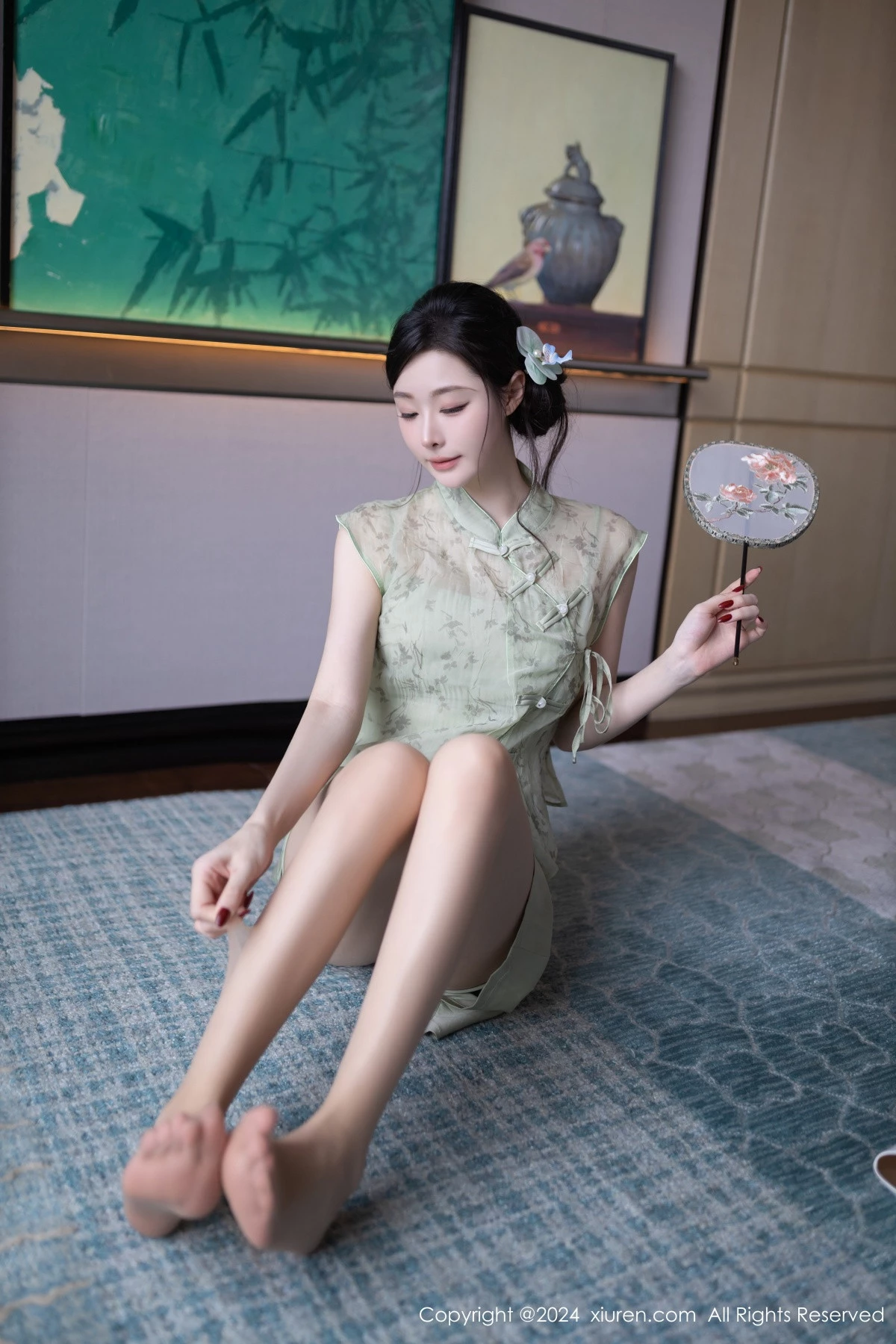 秀人集.com_[XiuRen秀人网]No.9124_模特小逗逗性感浅色古风服饰配超薄无内肉丝秀曼妙身材诱惑写真81P