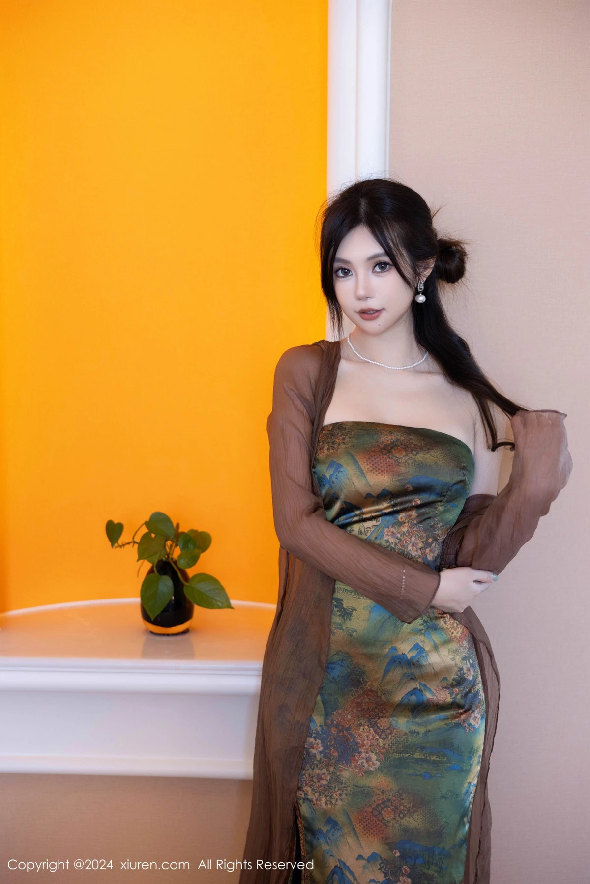 秀人集.com_[XiuRen秀人网]No.9161_模特绮里嘉ula性感带图案短裙配闪亮肉丝秀曼妙身姿诱惑写真81P