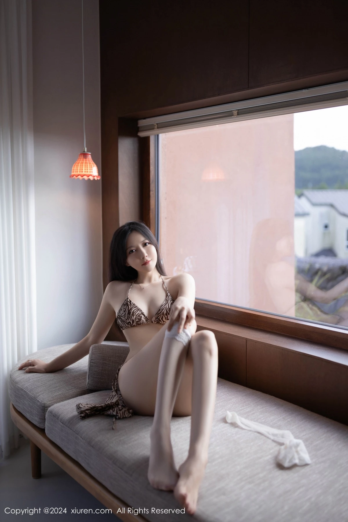 秀人集.com_[XiuRen秀人网]No.9166_模特鱼子酱Fish性感内衣配超短牛仔裤露白丝袜秀完美身材诱惑写真80P