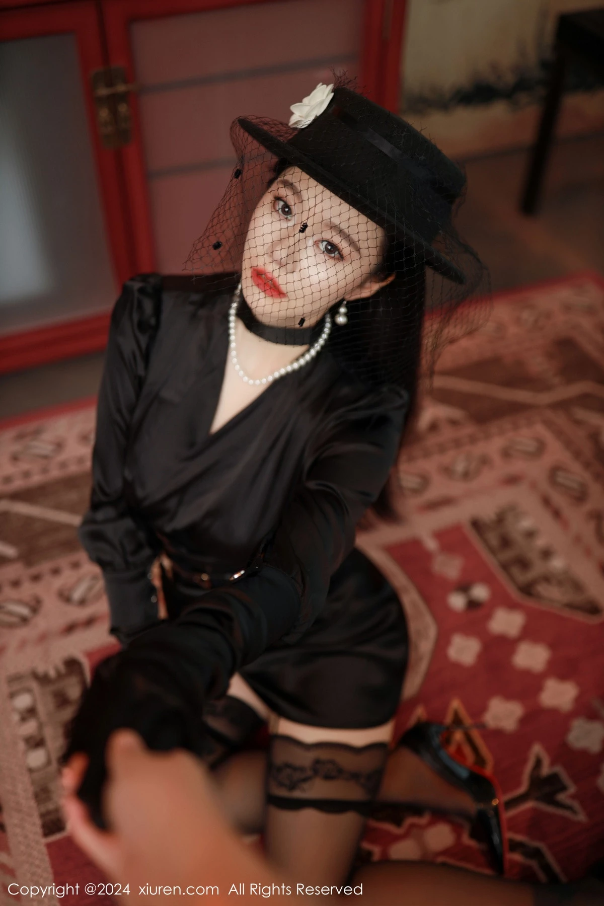 秀人集.com_[XiuRen秀人网]No.9041_模特安然anran黑色服饰露黑色内衣配黑丝吊袜秀柔美身段诱惑写真81P