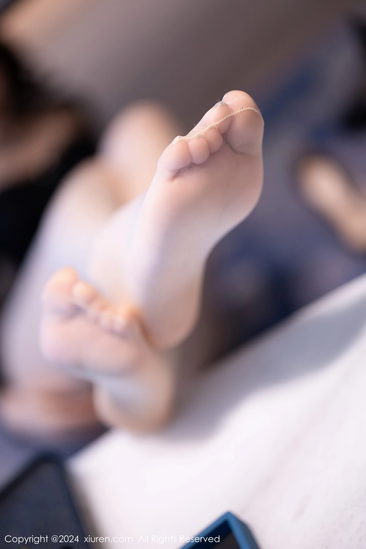 秀人集.com_[XiuRen秀人网]No.9048_女神徐莉芝Booty性感黑色蕾丝内衣配超薄肉丝秀完美身材诱惑写真84P