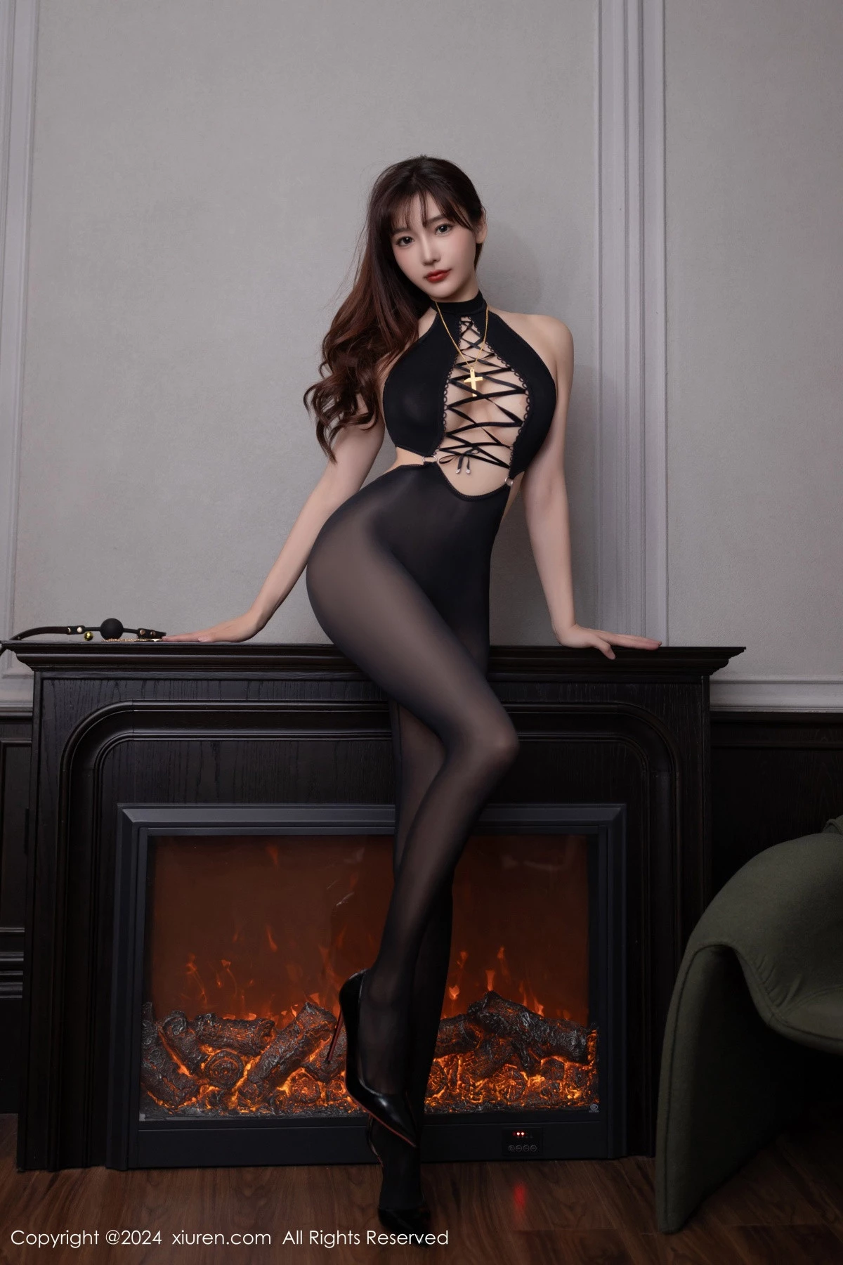 秀人集.com_[XiuRen秀人网]No.9216_模特陆萱萱性感黑白修女服饰配超薄连体黑丝秀完美身材诱惑写真77P